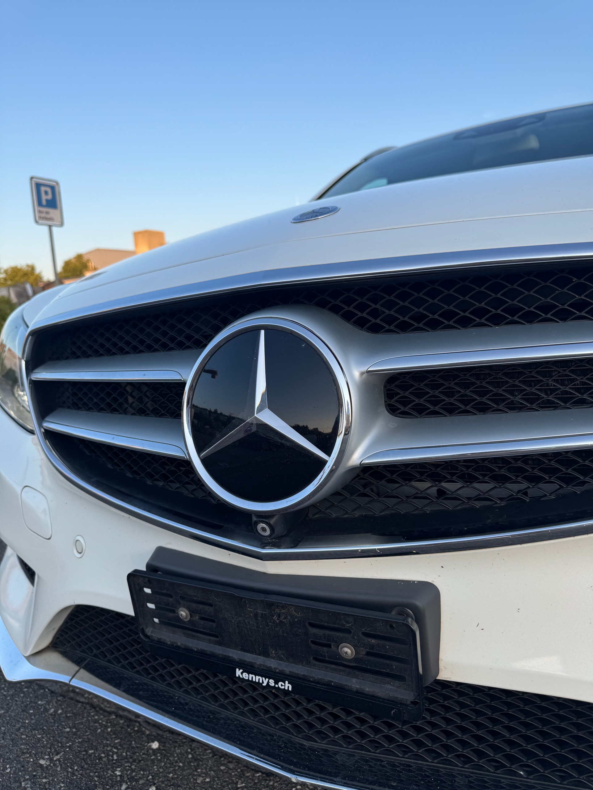 MERCEDES-BENZ E 400 Avantgarde 4Matic 7G-Tronic-image-4
