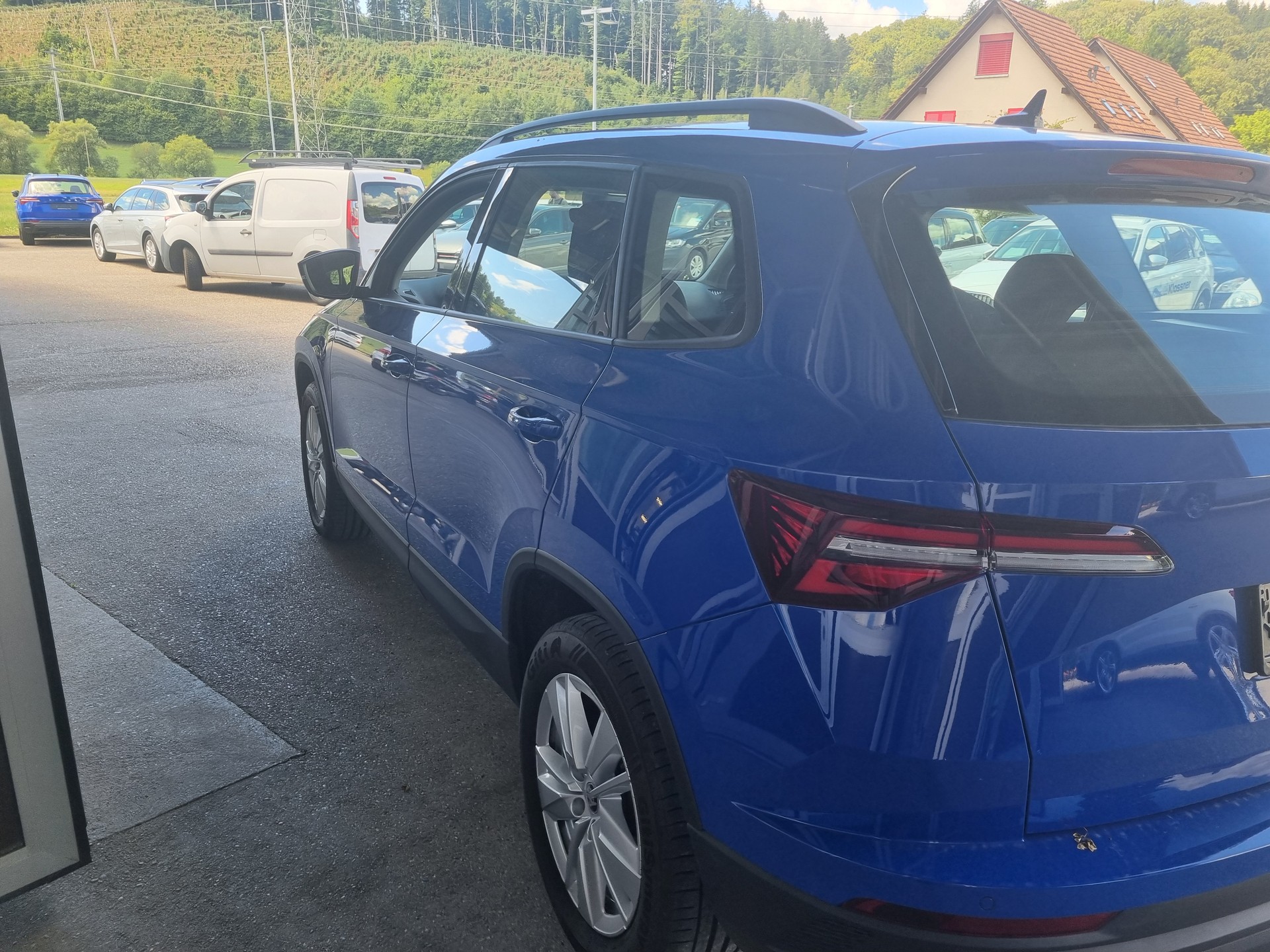 SKODA Karoq 2.0 TDI CR Selection 4x4 DSG-image-5