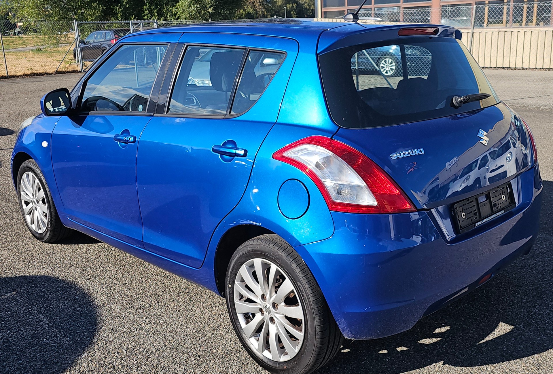 SUZUKI Swift 1.2i 16V GL-image-3