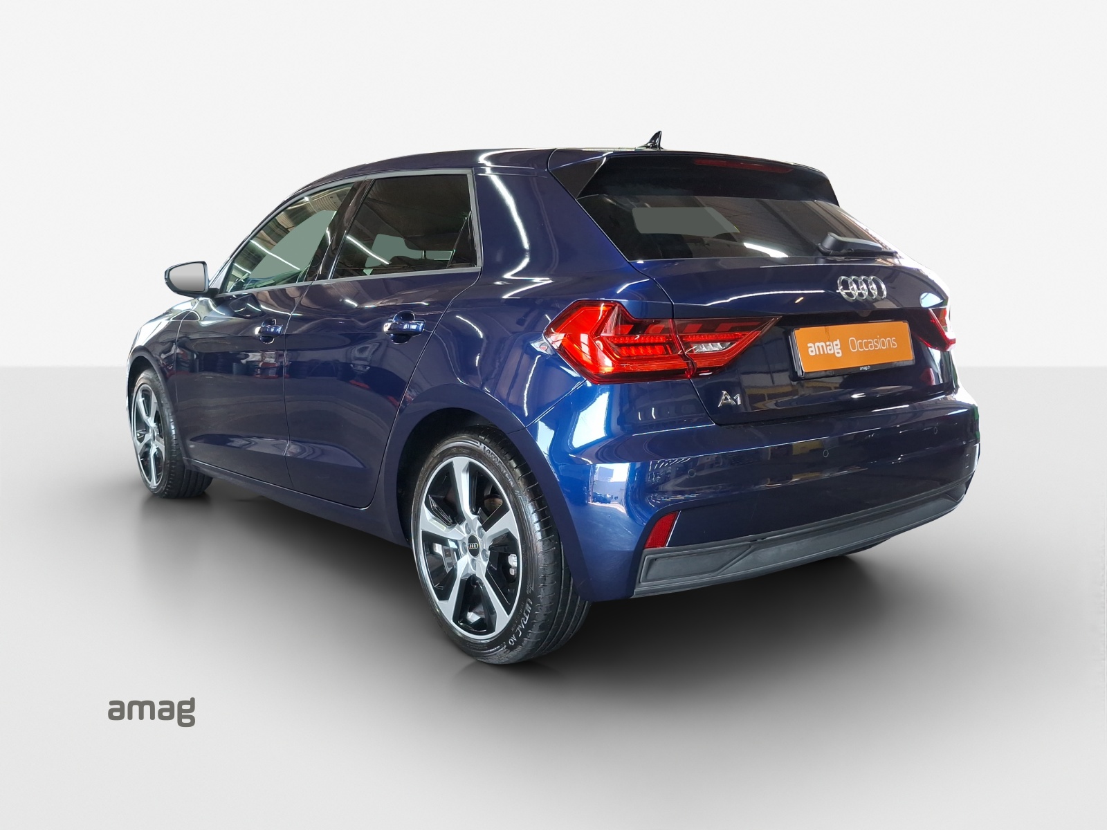 AUDI A1 Sportback 30 TFSI Attraction S-tronic-image-2
