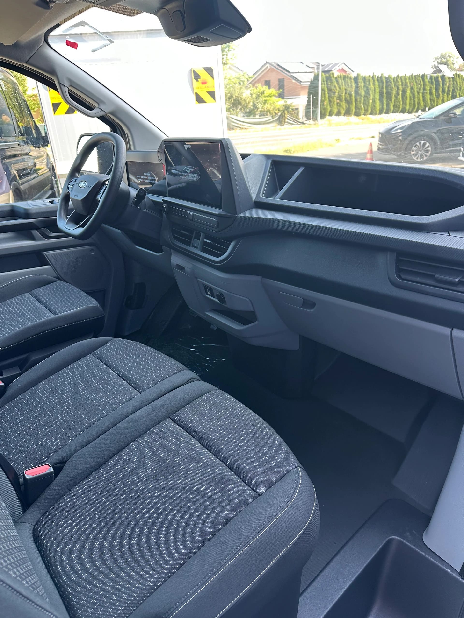FORD Transit Custom Van 280 L1 2.0 EcoBl Trend/136CV/Aut.-image-11