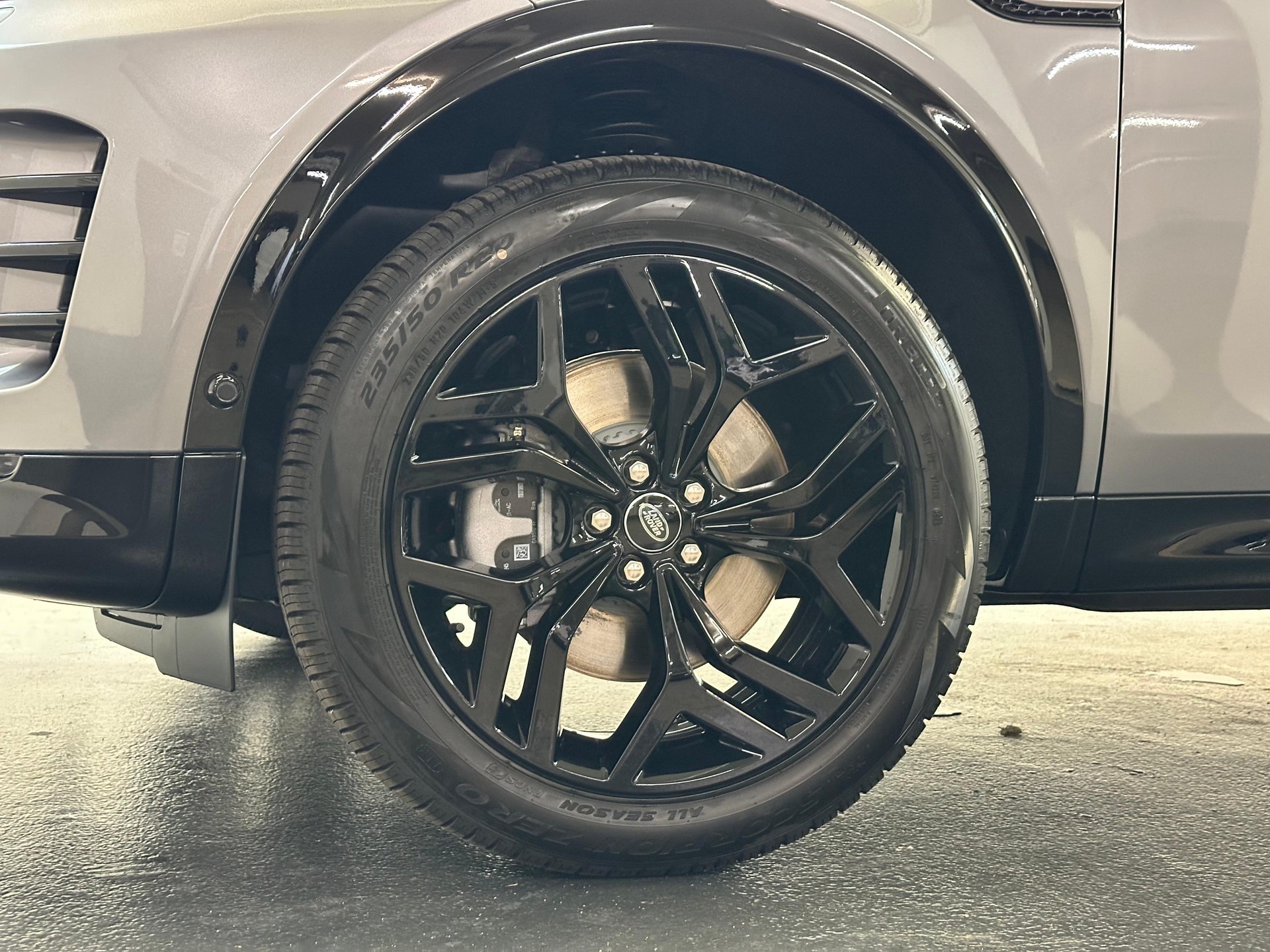 LAND ROVER Discovery Sport 1.5 T 270e Landmark-image-12