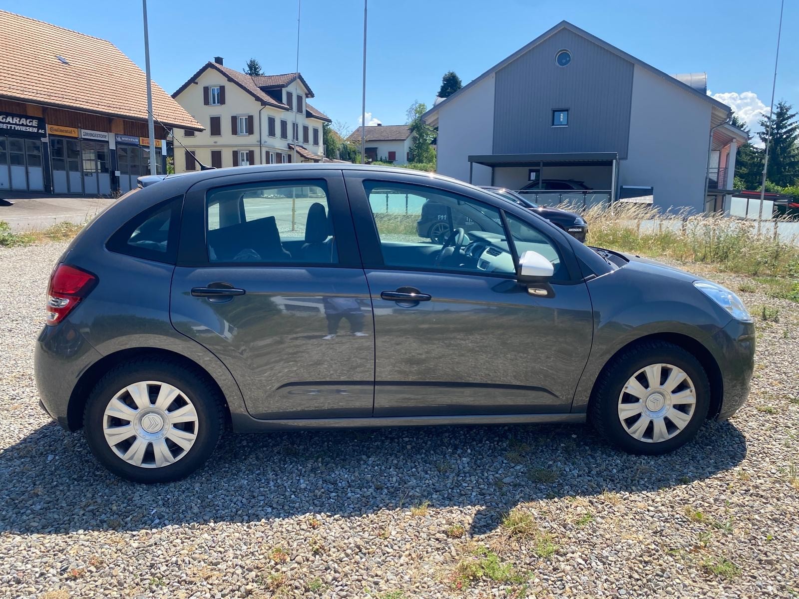 CITROEN C3 1.1i Attraction-image-2