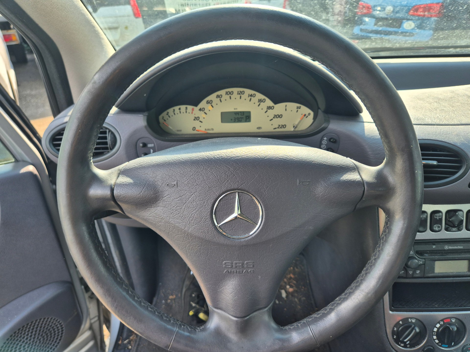 MERCEDES-BENZ A 160 Elégance-image-6