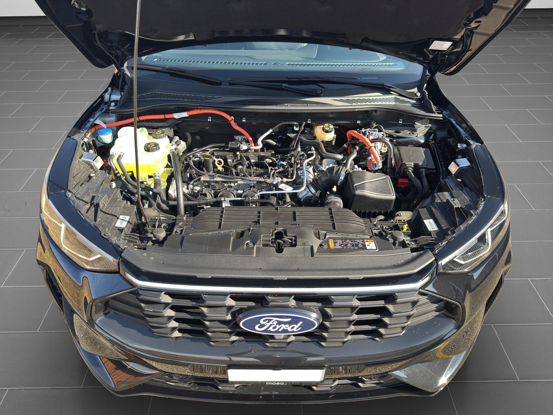 FORD Kuga 2.5 Hybrid ST-Line X 4x4-image-24