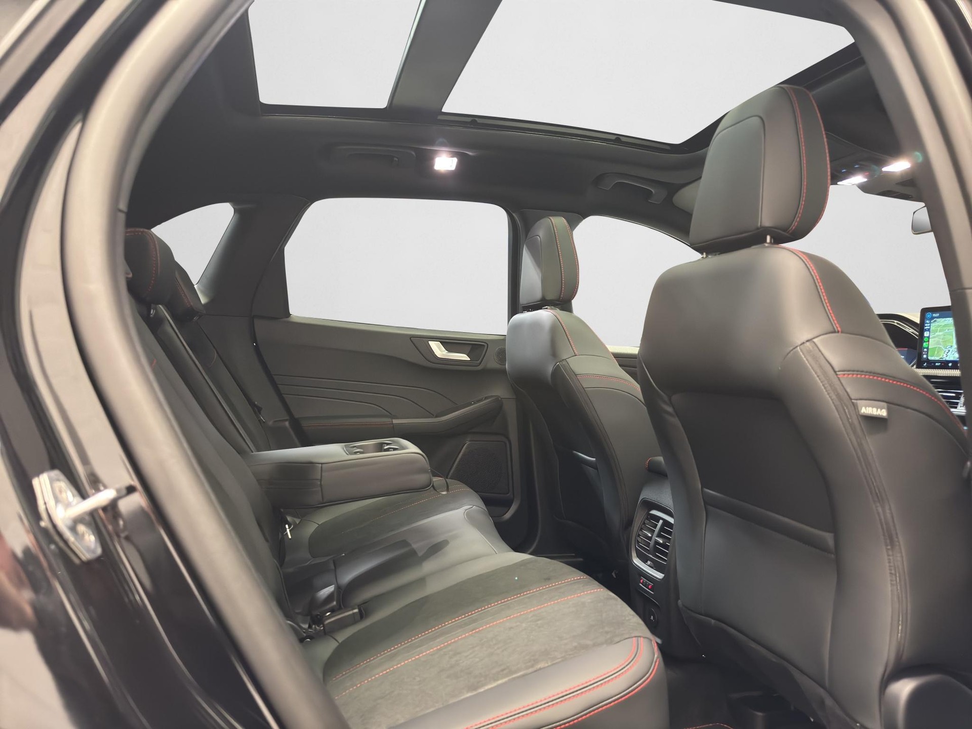 FORD Kuga 2.5 Hybrid ST-Line X 4x4-image-15