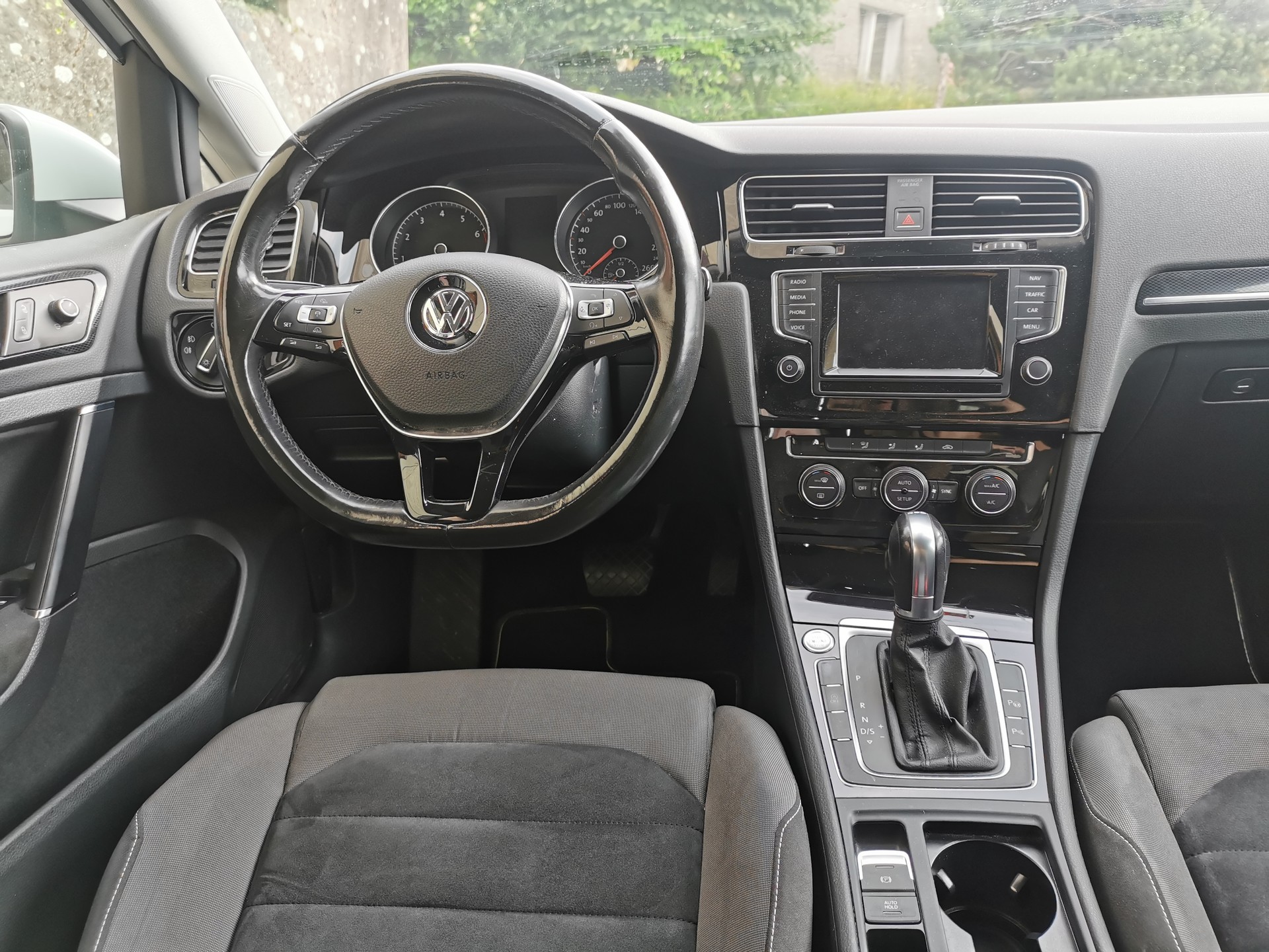 VW 1.4 TSI ACT Highline DSG-image-4