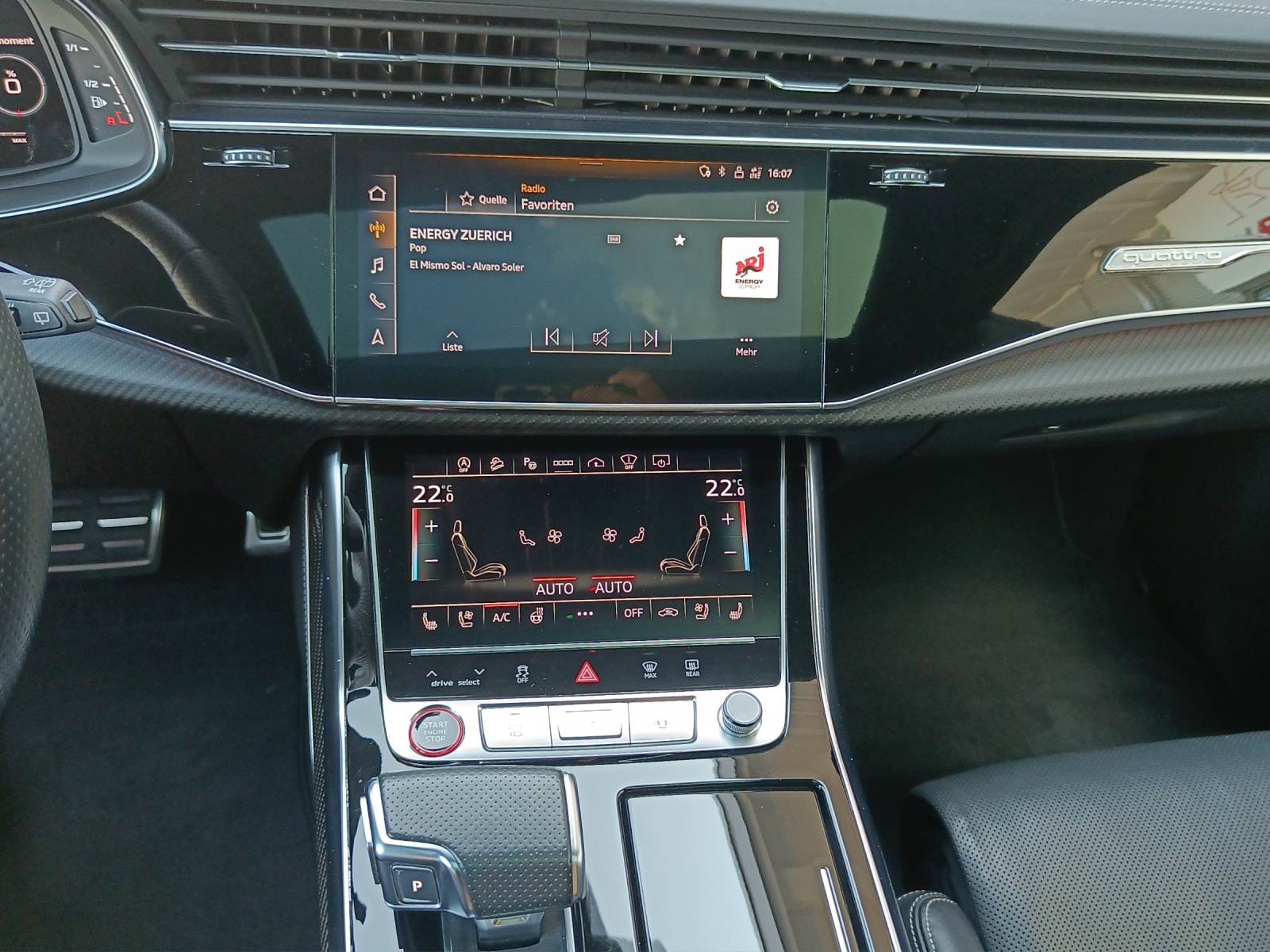 AUDI RS Q8 4.0 V8 TFSI quattro T-Tronic*8-Fach Räder*AHK*Panoramadach*-image-12