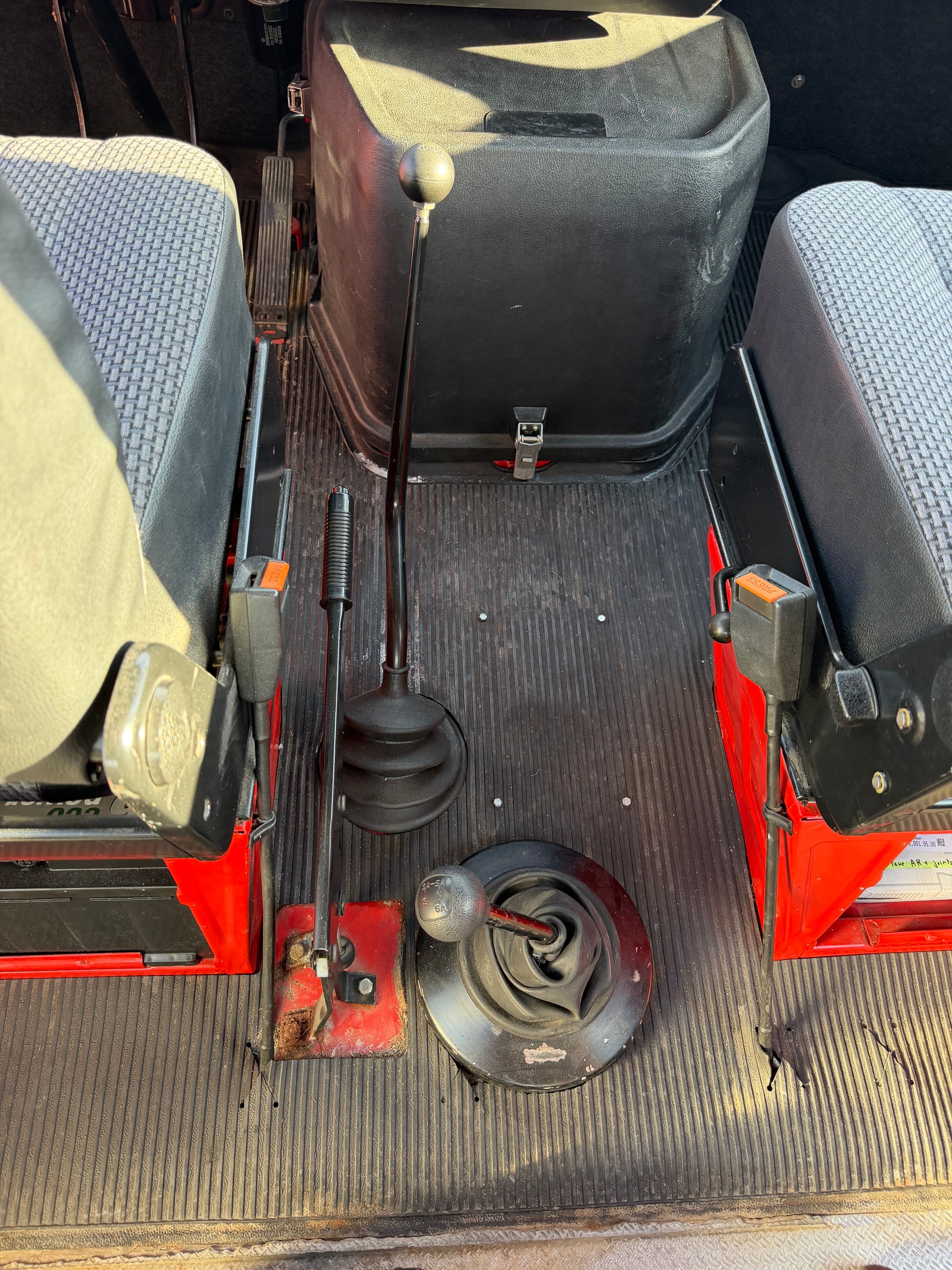 MERCEDES-BENZ 310 (602/35)-image-9