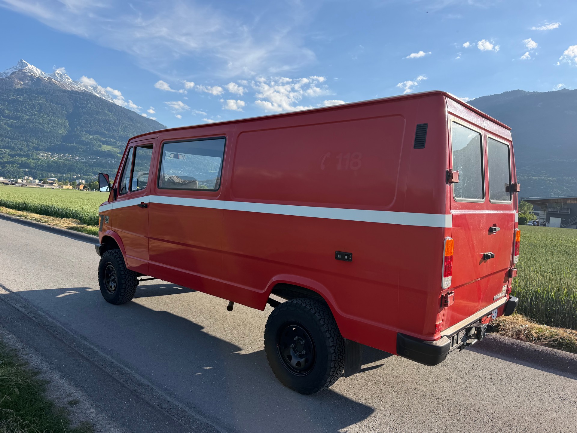 MERCEDES-BENZ 310 (602/35)-image-3