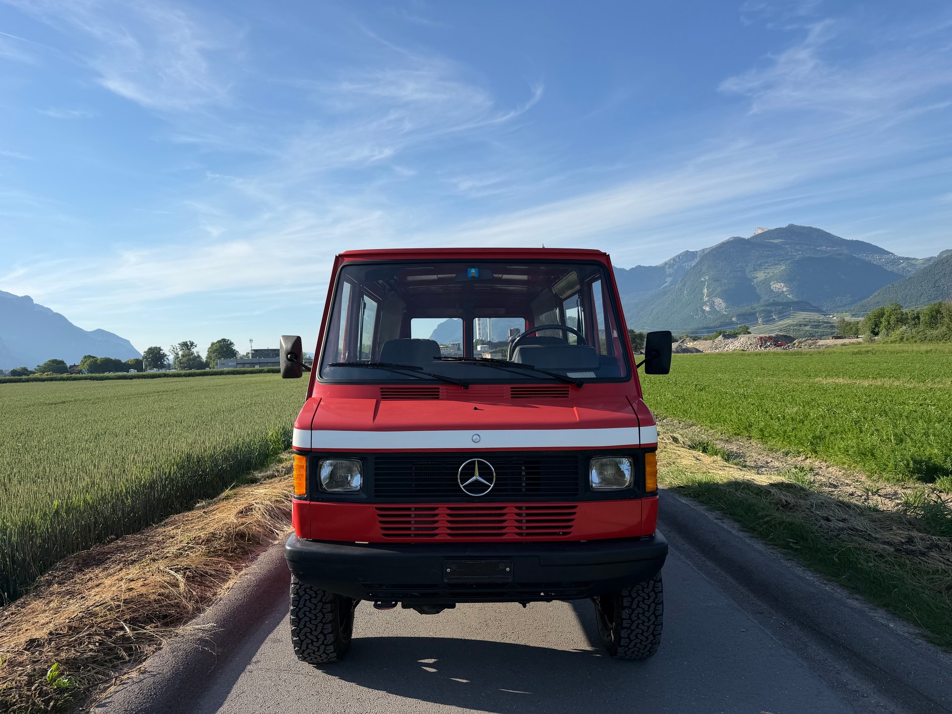 MERCEDES-BENZ 310 (602/35)-image-1
