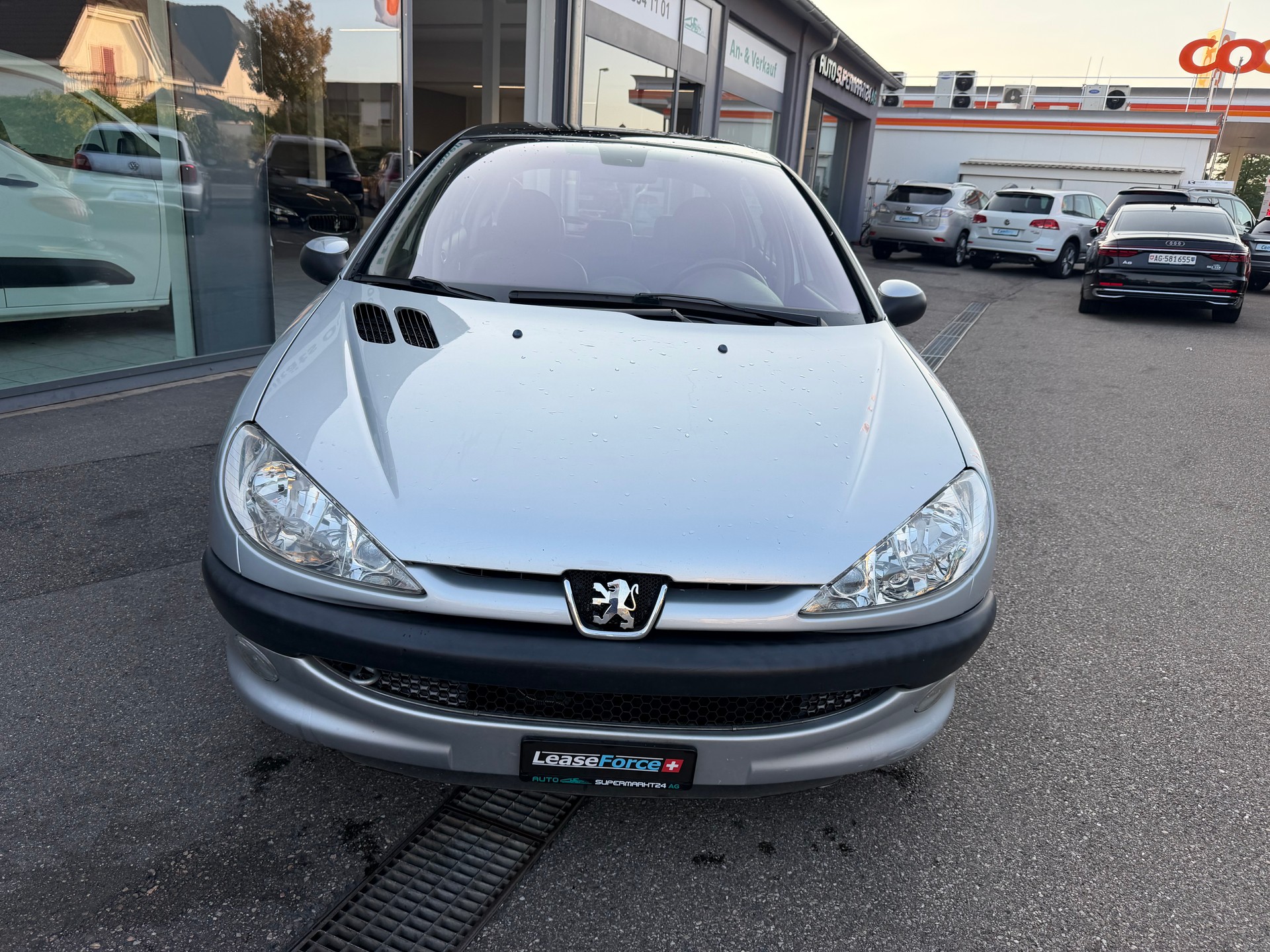 PEUGEOT 206 1.6 16V (XT) Premium-image-7