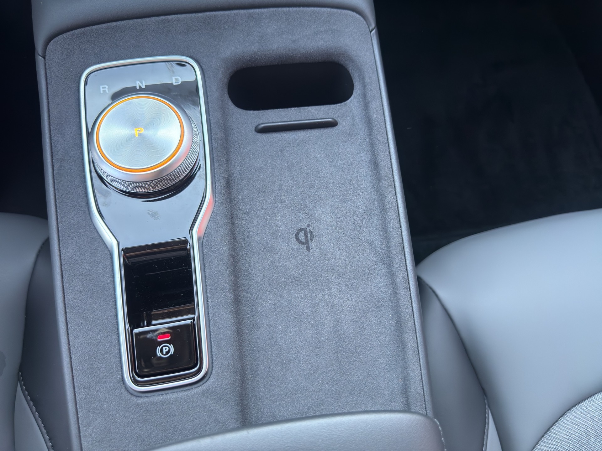 MG S5 EV 64kWh Luxury-image-11