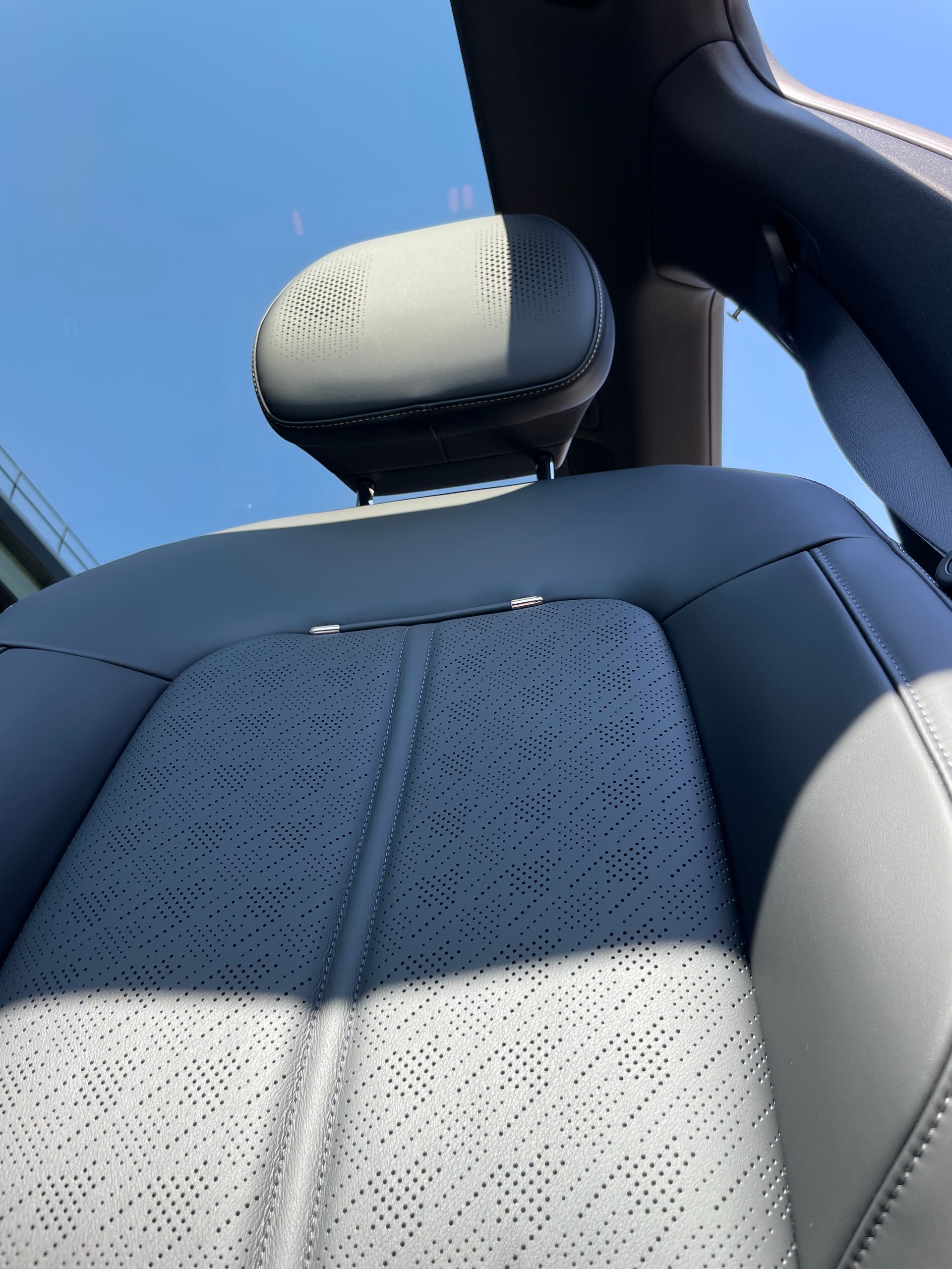 ZEEKR 7X 100kWh Privilege AWD mit Comfort inkl. Cockpit Paket mit AHK-image-13
