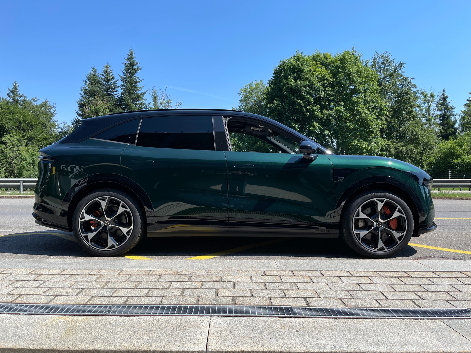 ZEEKR 7X 100kWh Privilege AWD mit Comfort inkl. Cockpit Paket mit AHK-image-3
