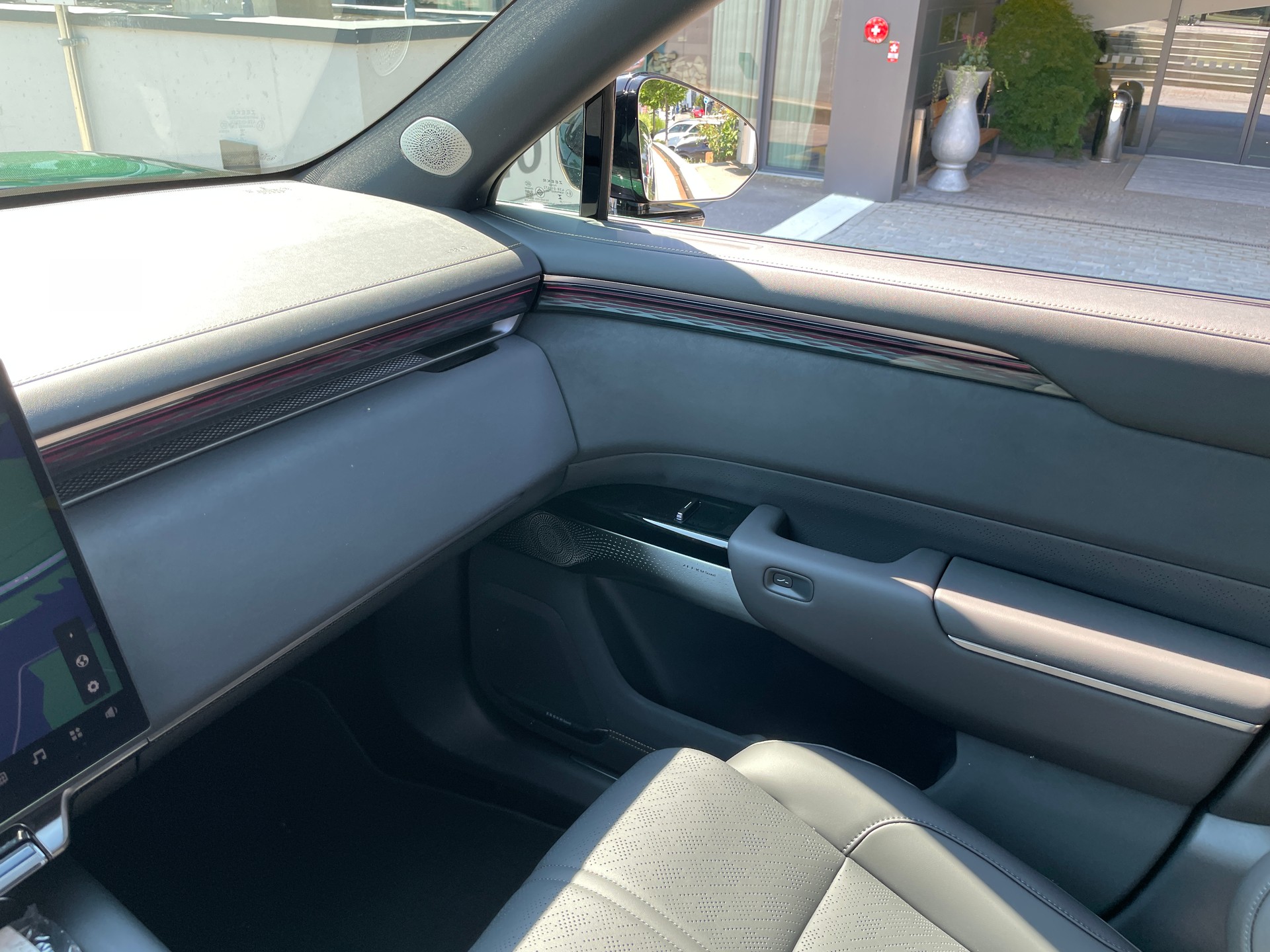 ZEEKR 7X 100kWh Privilege AWD mit Comfort inkl. Cockpit Paket mit AHK-image-26
