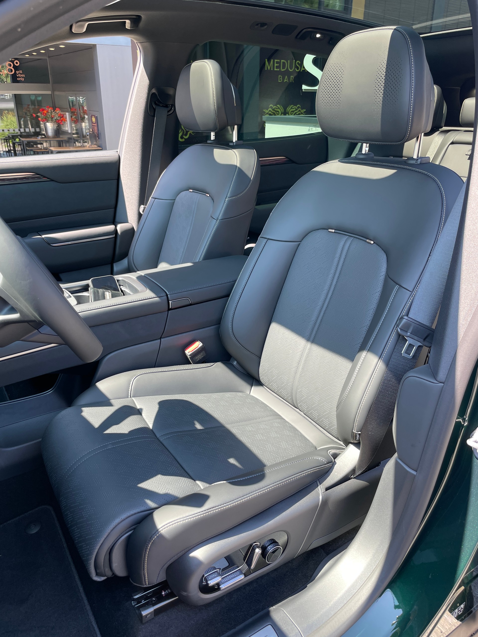 ZEEKR 7X 100kWh Privilege AWD mit Comfort inkl. Cockpit Paket mit AHK-image-15