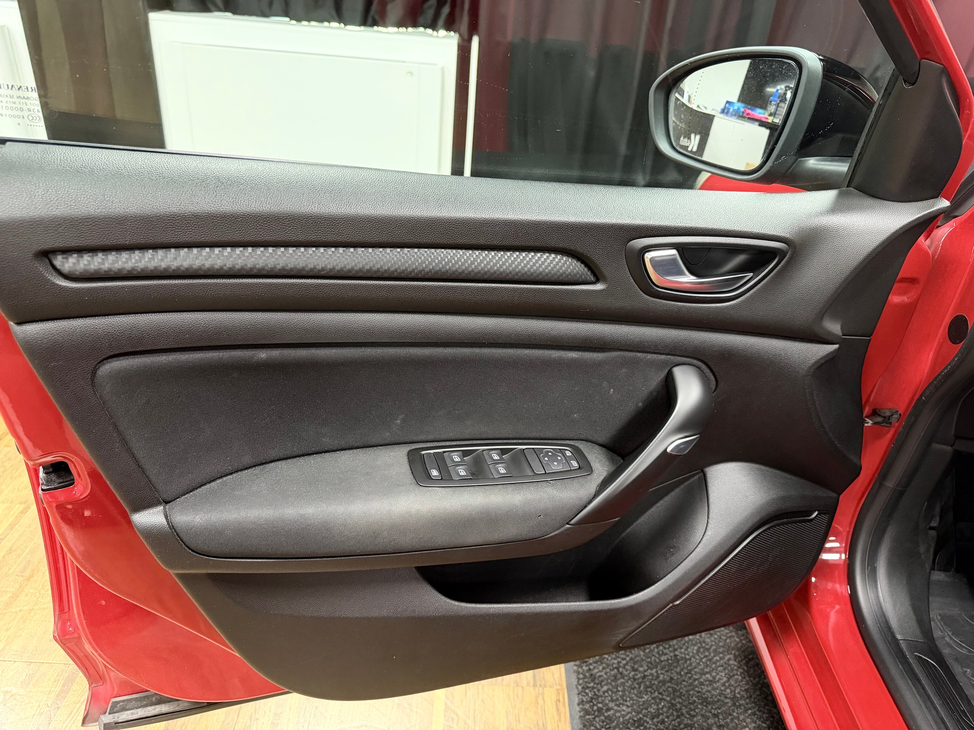 RENAULT Mégane Grandtour 1.5 dCi Business EDC-image-9