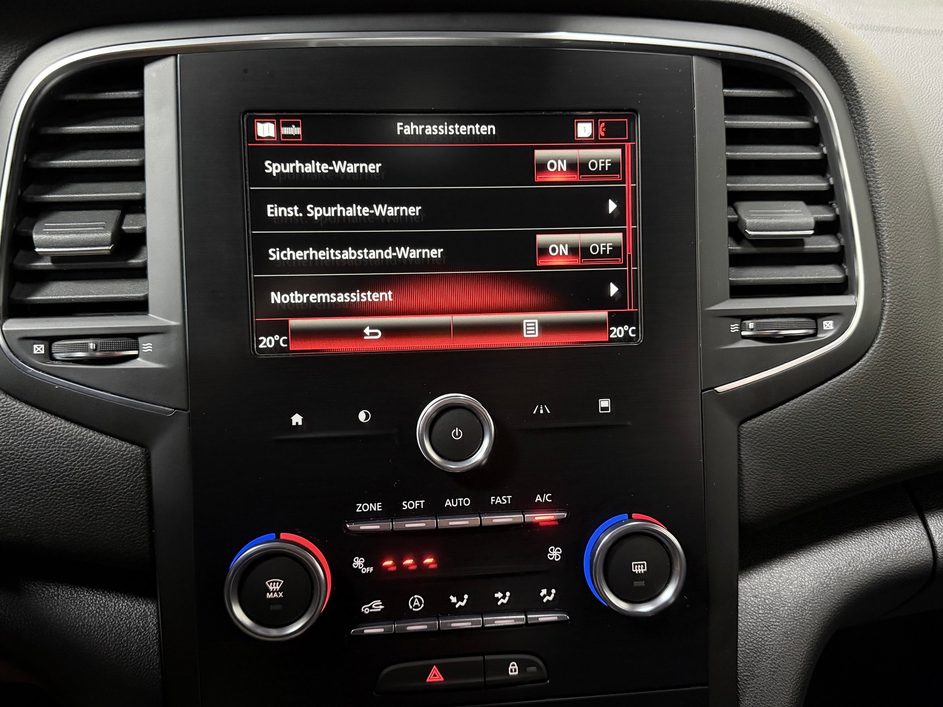 RENAULT Mégane Grandtour 1.5 dCi Business EDC-image-16