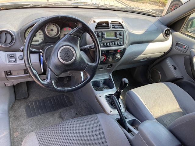 TOYOTA RAV-4 2.0 16V Linea Sol-image-11