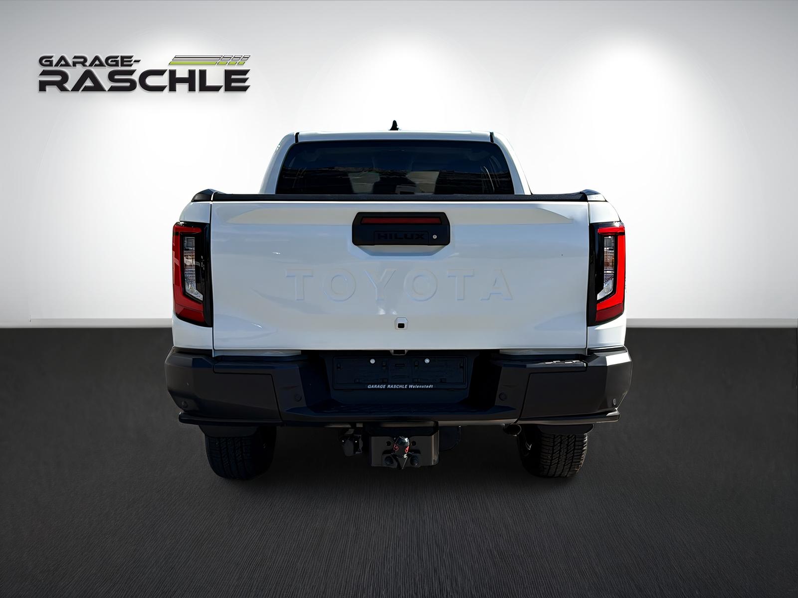 TOYOTA Hilux Double Cab.-Pick-up 2.8 D-4D MHEV 204 Style inkl. Alurollcover und Zugvorrichtung-image-5