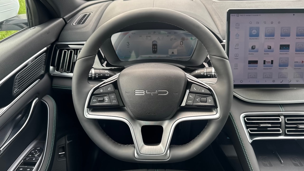 BYD Seal U DM-i Design AWD-image-23