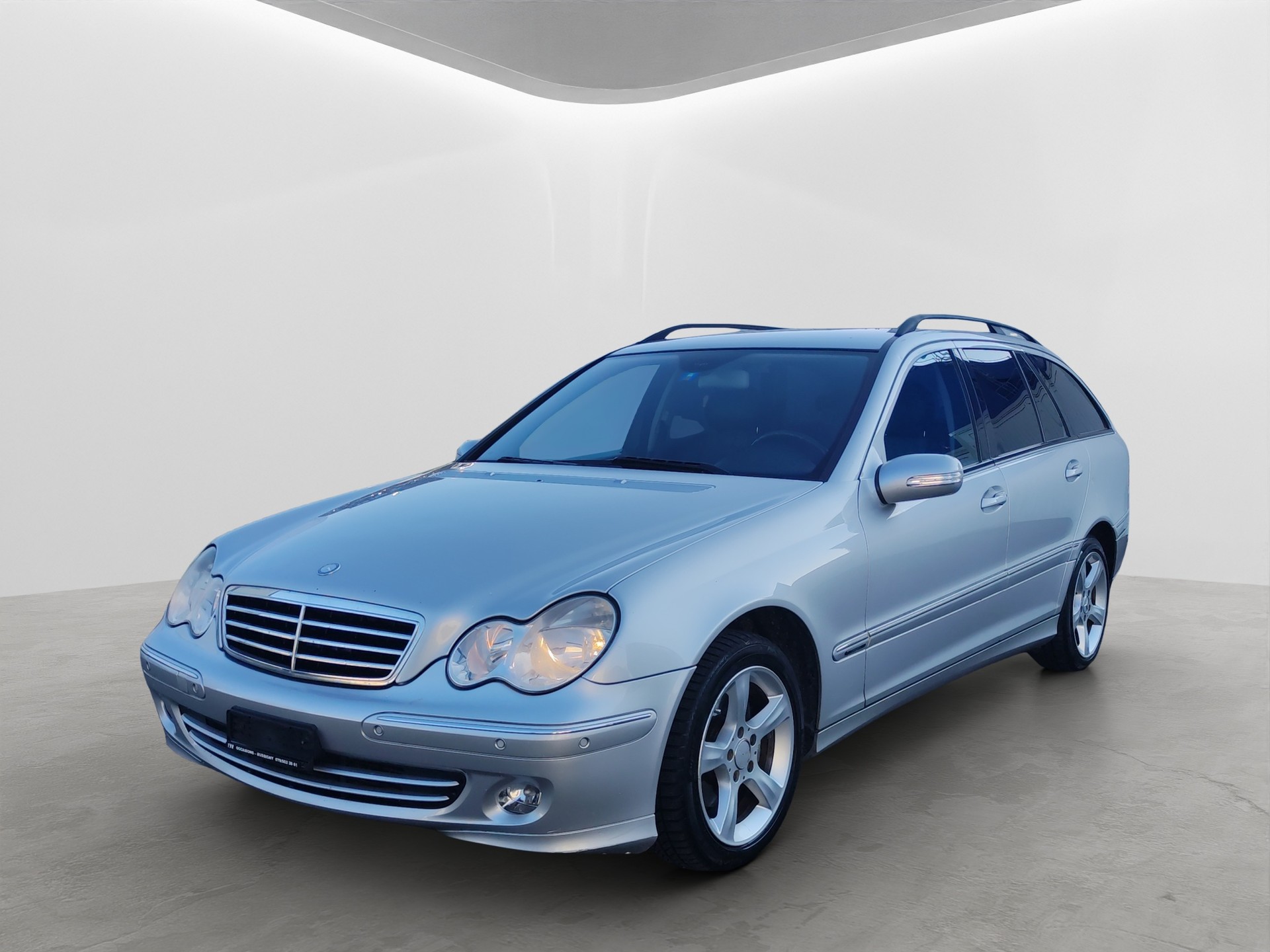 MERCEDES-BENZ C 180 Kompressor Avantgarde-image-0