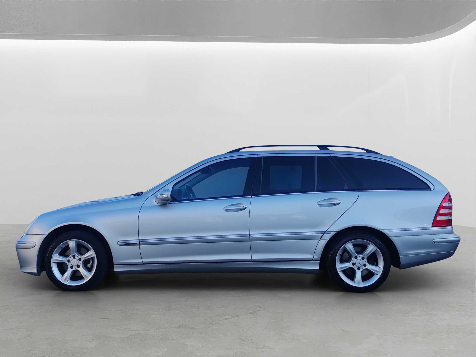 MERCEDES-BENZ C 180 Kompressor Avantgarde-image-2