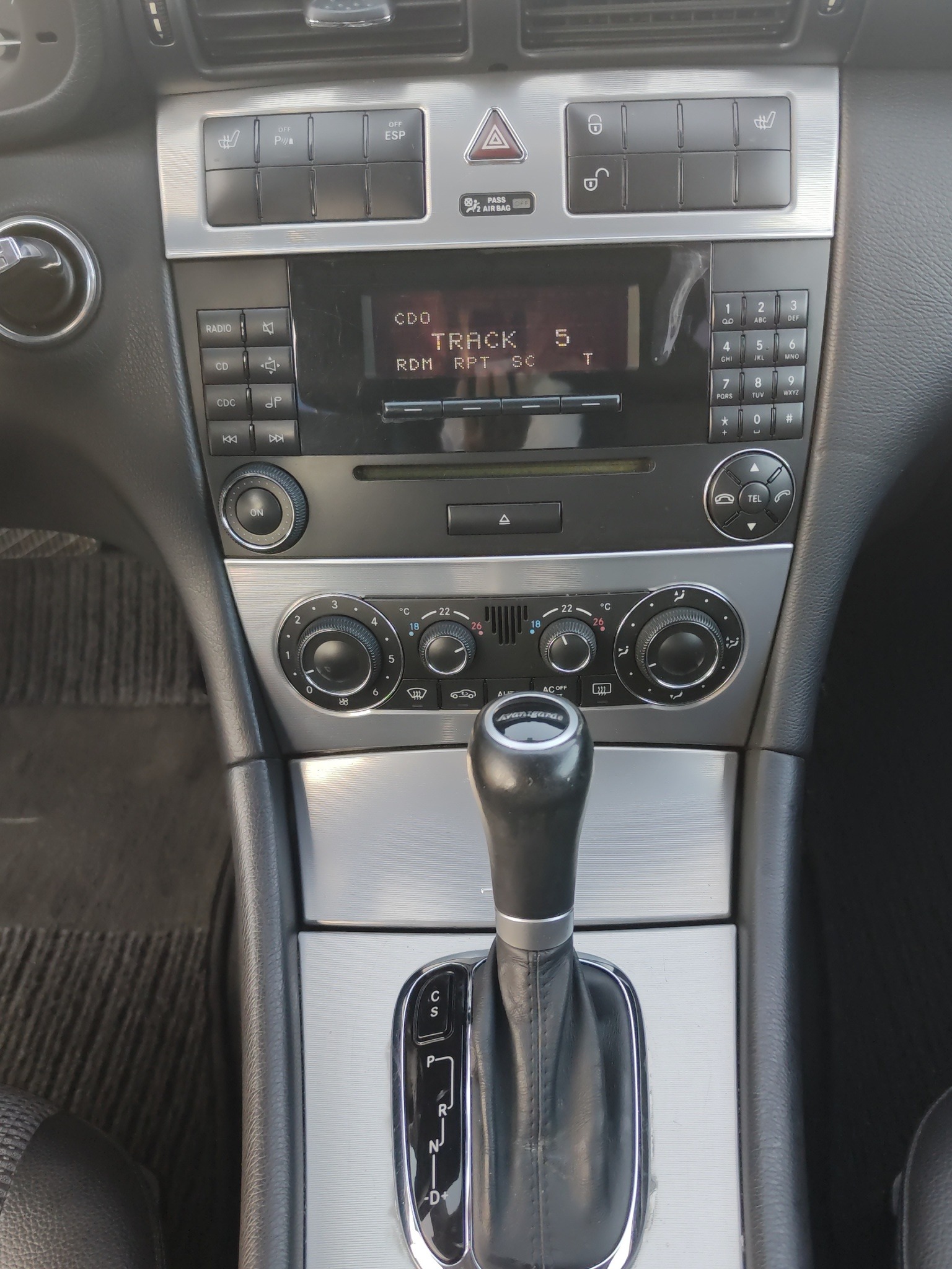 MERCEDES-BENZ C 180 Kompressor Avantgarde-image-20