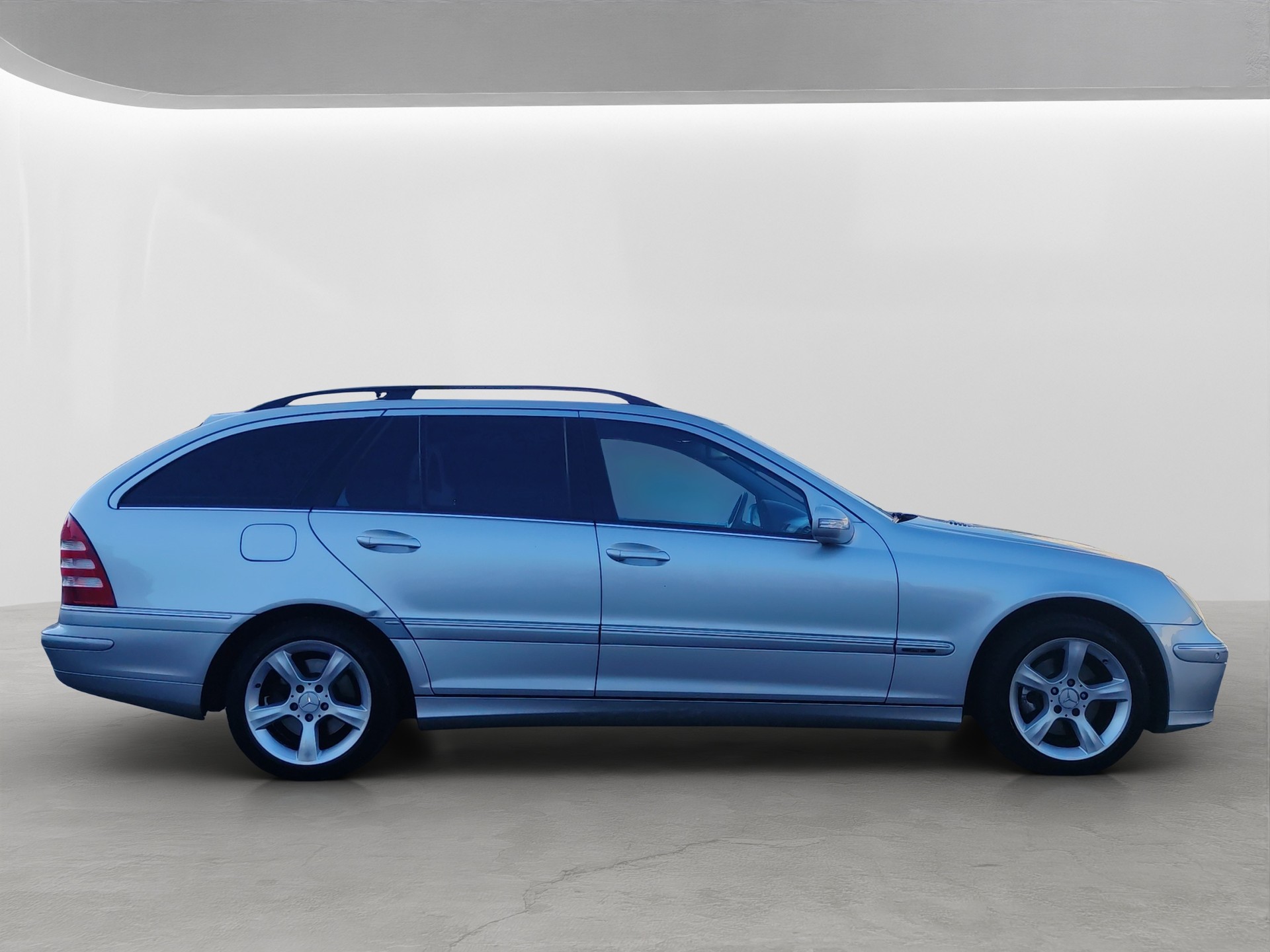 MERCEDES-BENZ C 180 Kompressor Avantgarde-image-8
