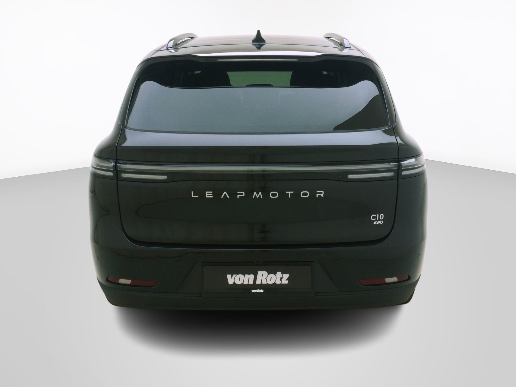 LEAPMOTOR C10 Design Pro MAX AWD-image-2