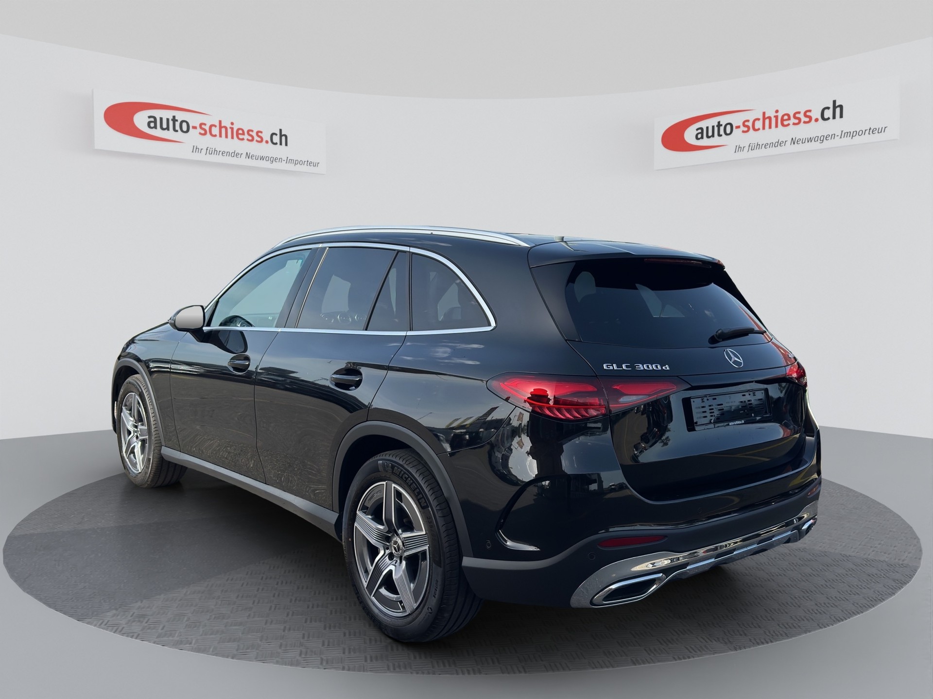 MERCEDES-BENZ GLC 300 d 4Matic 9G-Tronic AMG Line-showroom-element-1
