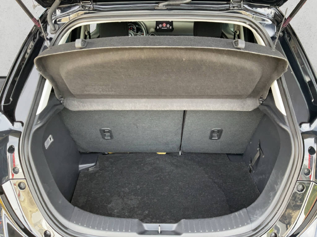 MAZDA 2 1.5 115 Revolution-image-13