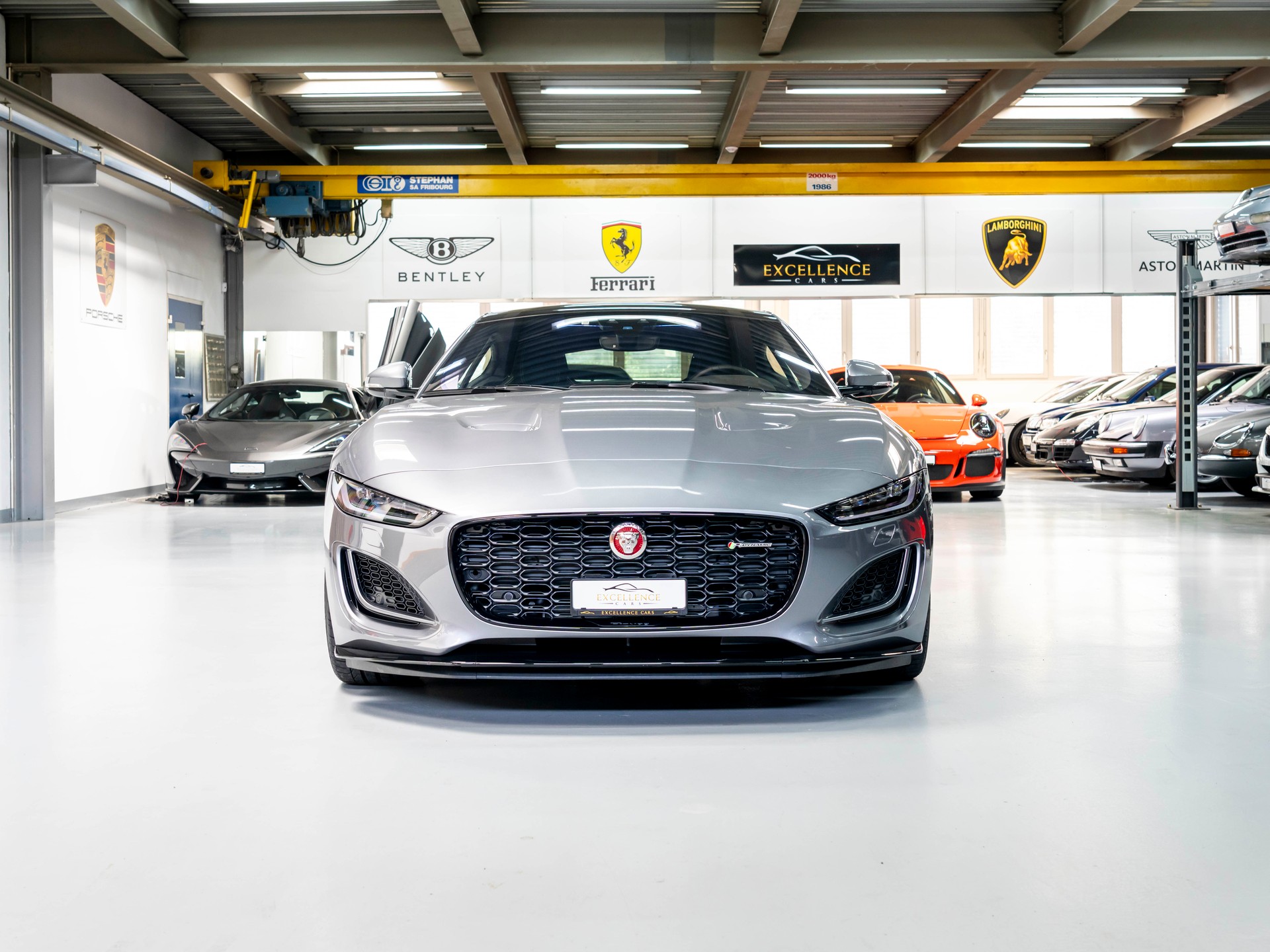JAGUAR F-Type Coupé 5.0 V8 R-Dynamic Automatik AWD-image-1