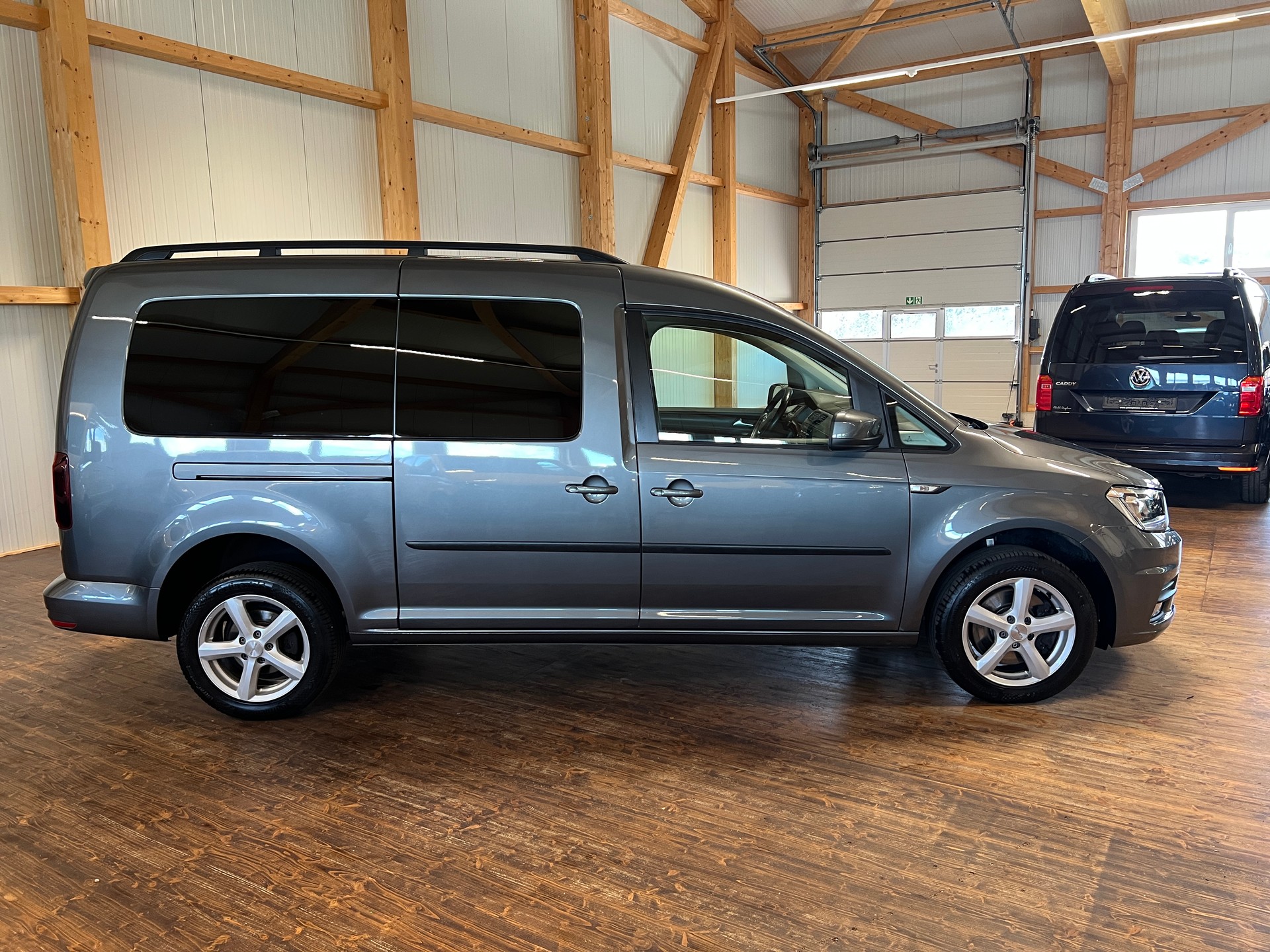VW Caddy Maxi 2.0 TDI Family 4Motion DSG-showroom-element-3