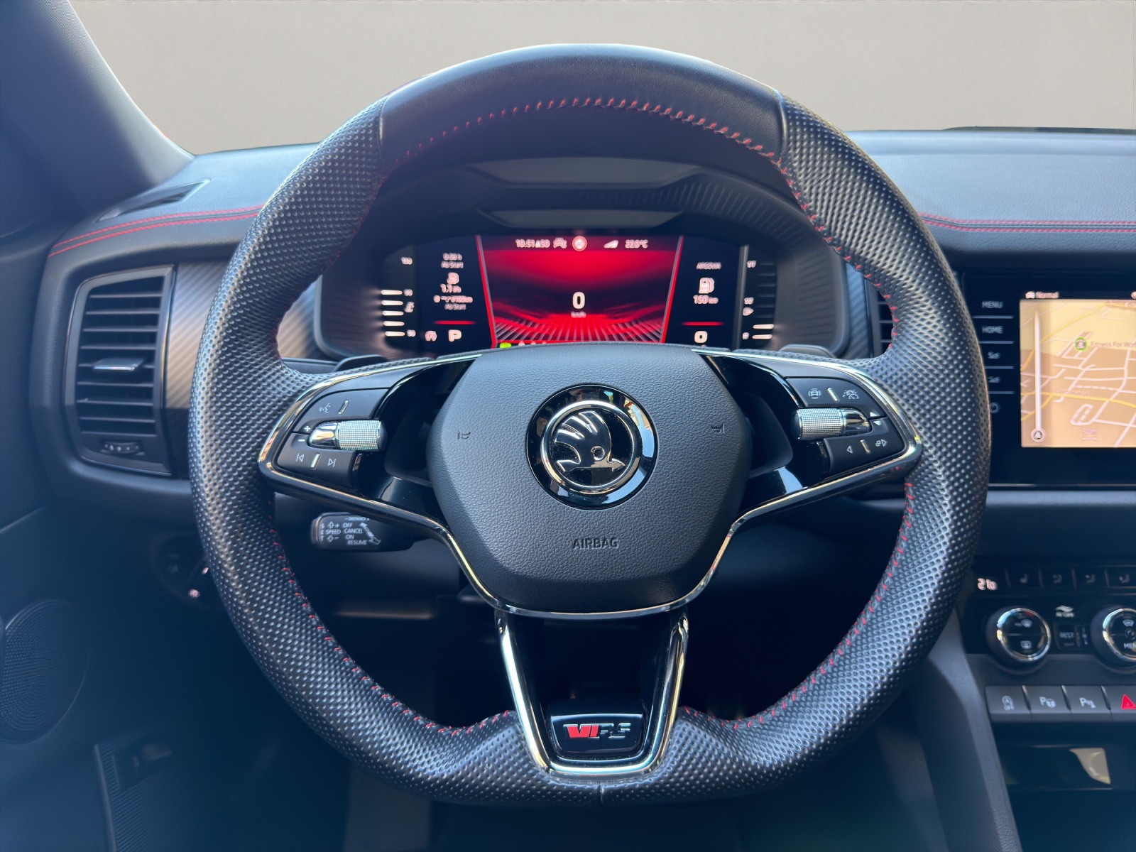 SKODA Kodiaq 2.0 TSI RS DSG-image-9