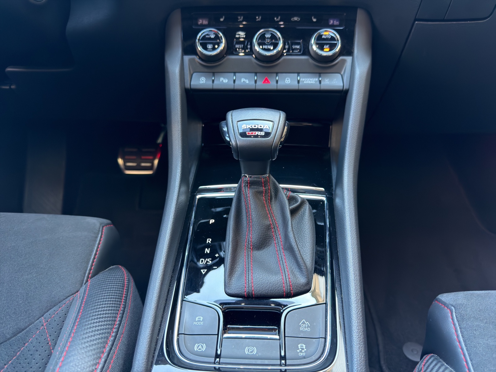 SKODA Kodiaq 2.0 TSI RS DSG-image-12
