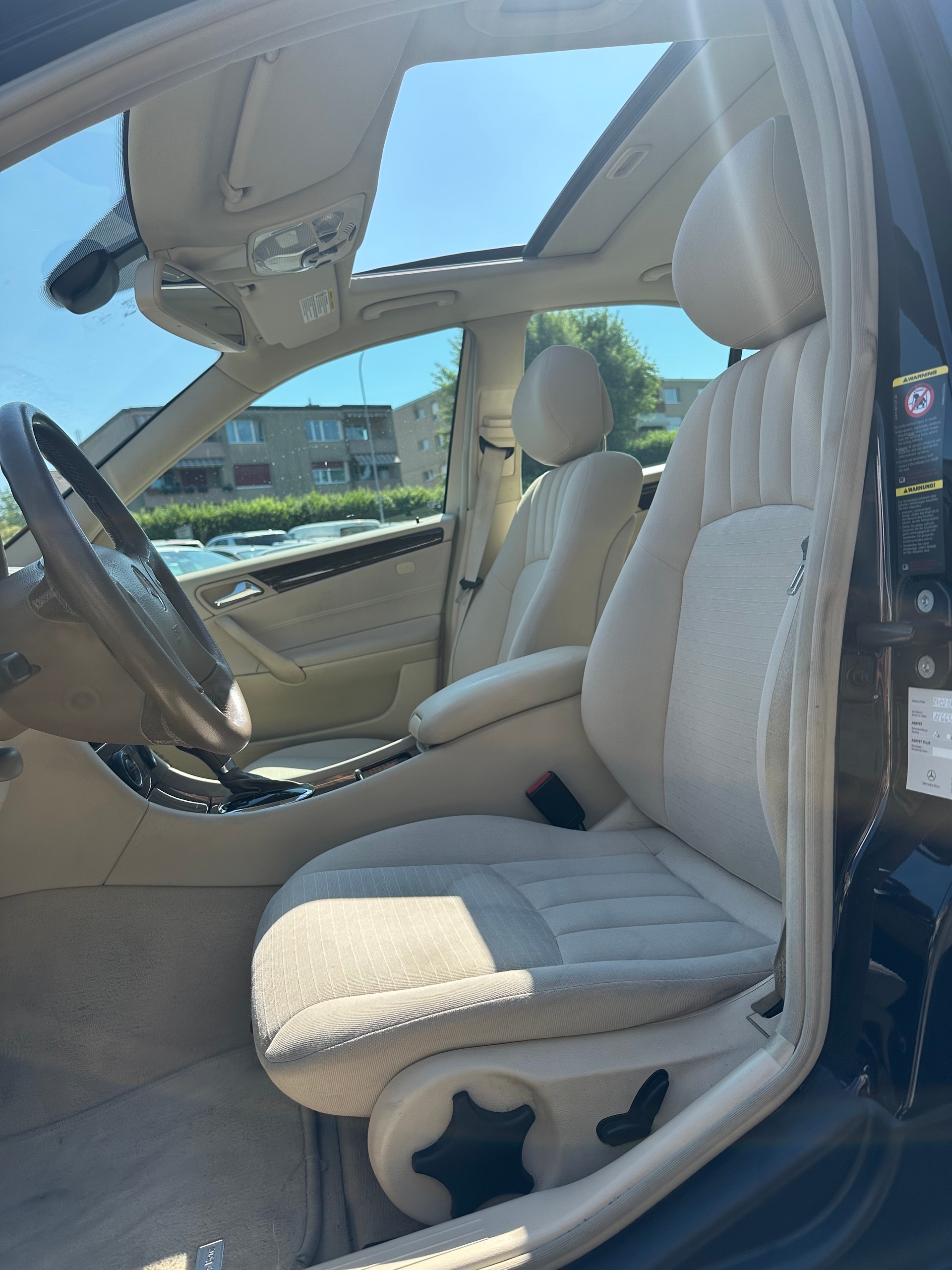MERCEDES-BENZ C 350 Elégance 4Matic Automatic-image-12