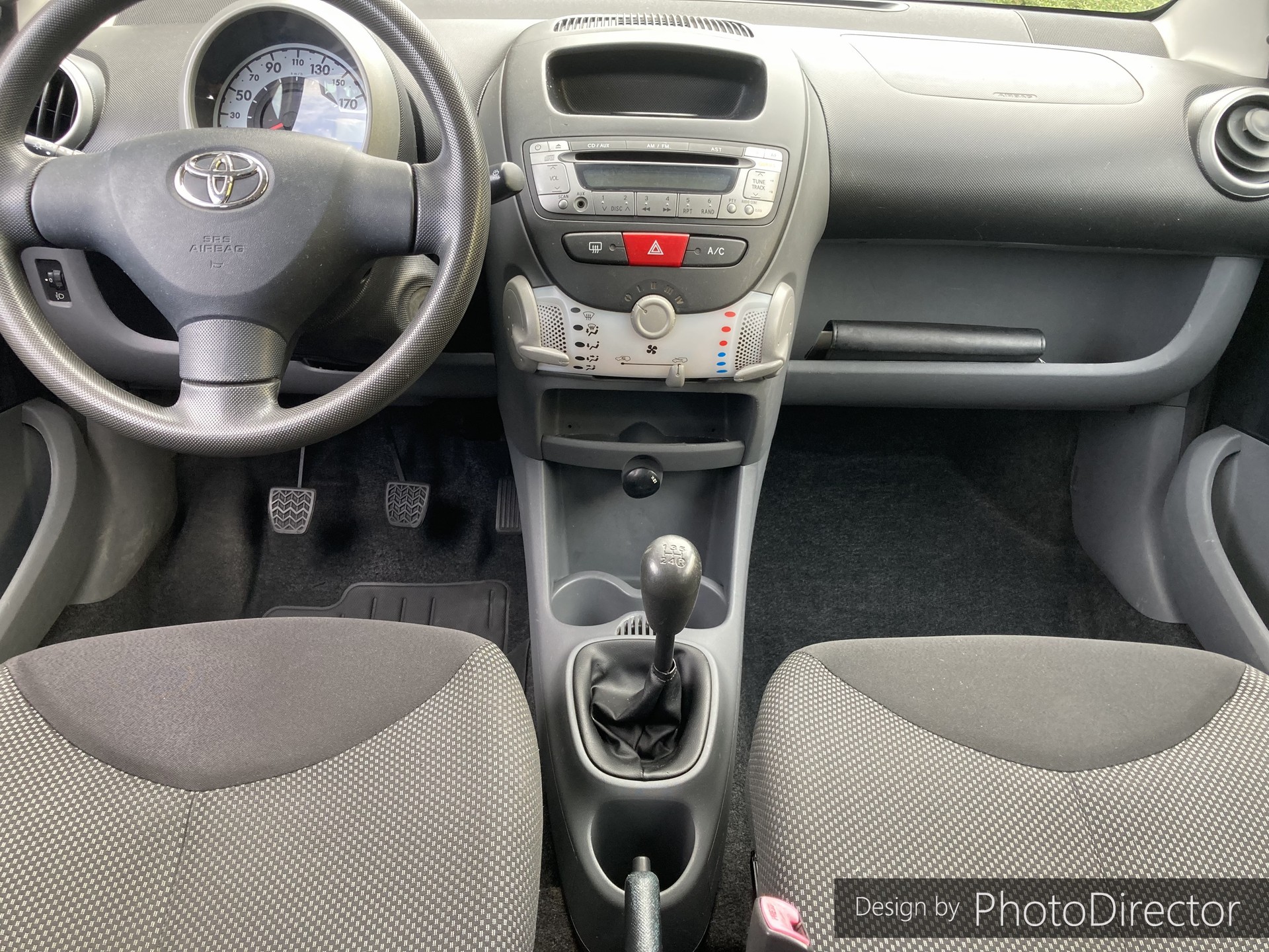 TOYOTA Aygo 1.0 Linea Luna Cool-image-4