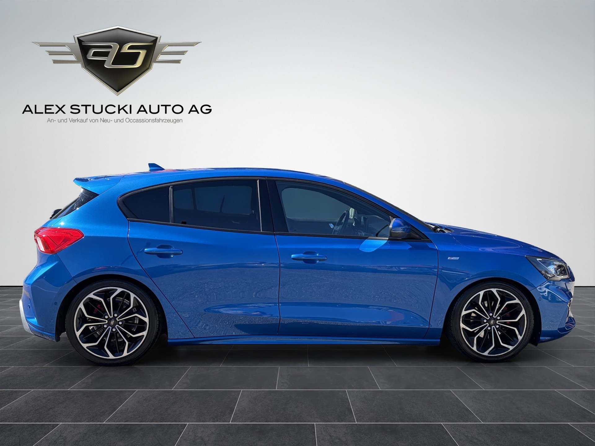 FORD Focus 1.0 SCTi ST Line-image-4