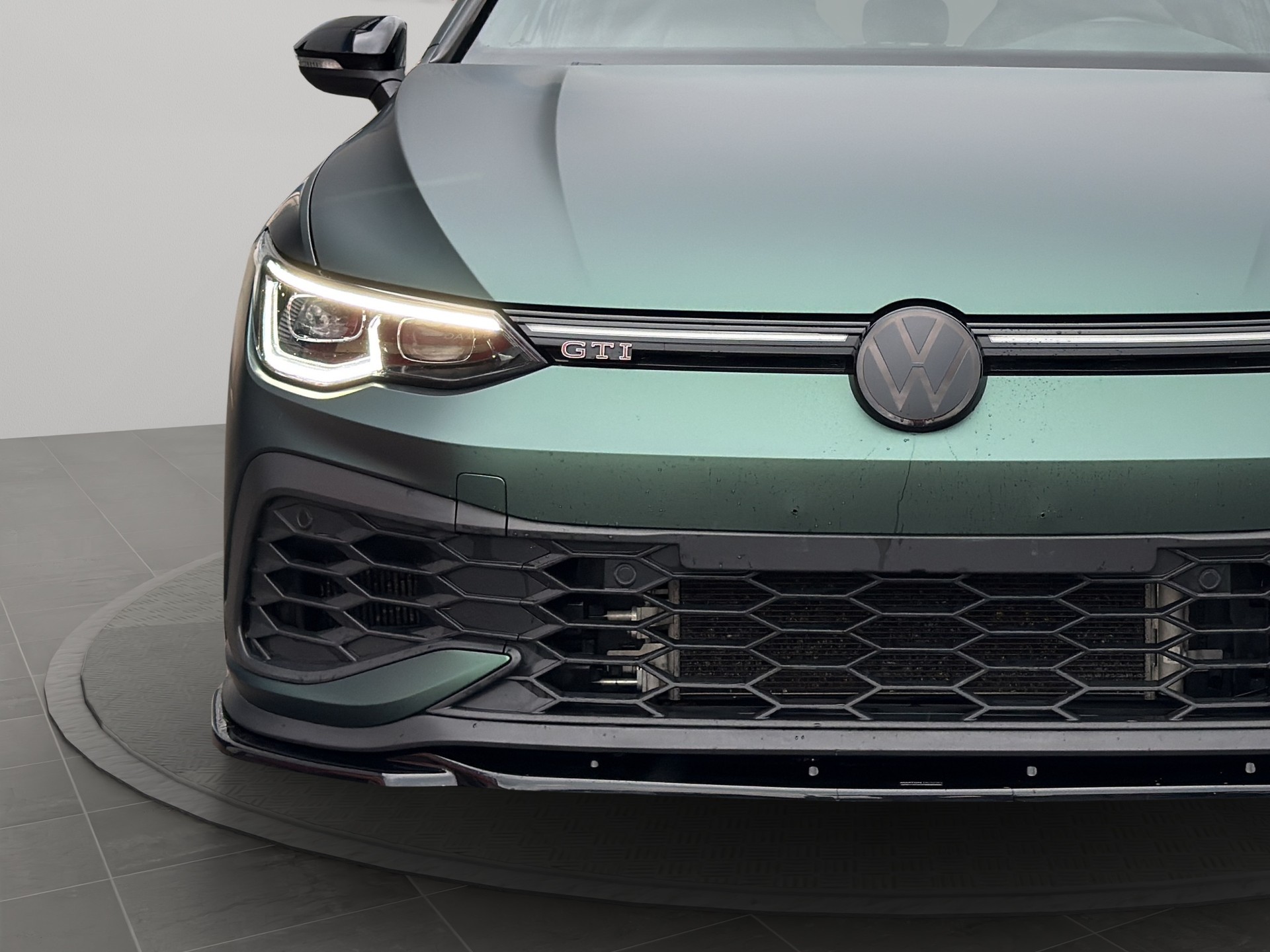 VW Golf 2.0 TSI GTI Clubsport DSG-image-3