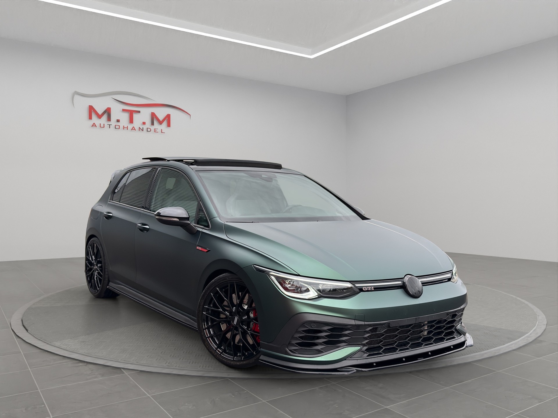 VW Golf 2.0 TSI GTI Clubsport DSG-image-0