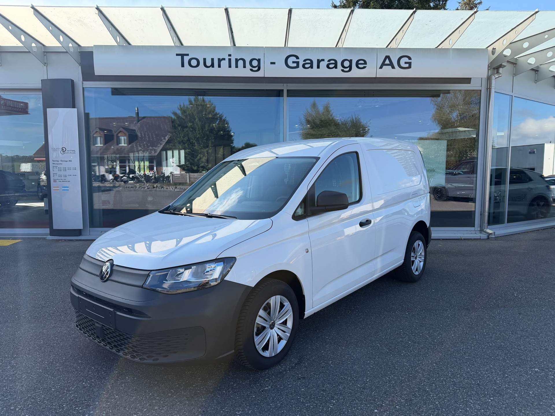 VW Caddy Cargo 2.0TDI 4Motion mit Heckklappe-image-0