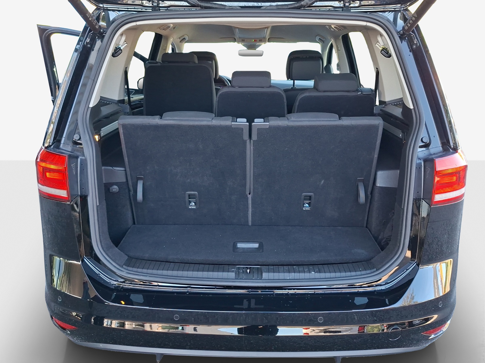 VW Touran 1.5 TSI EVO Highline DSG-image-12