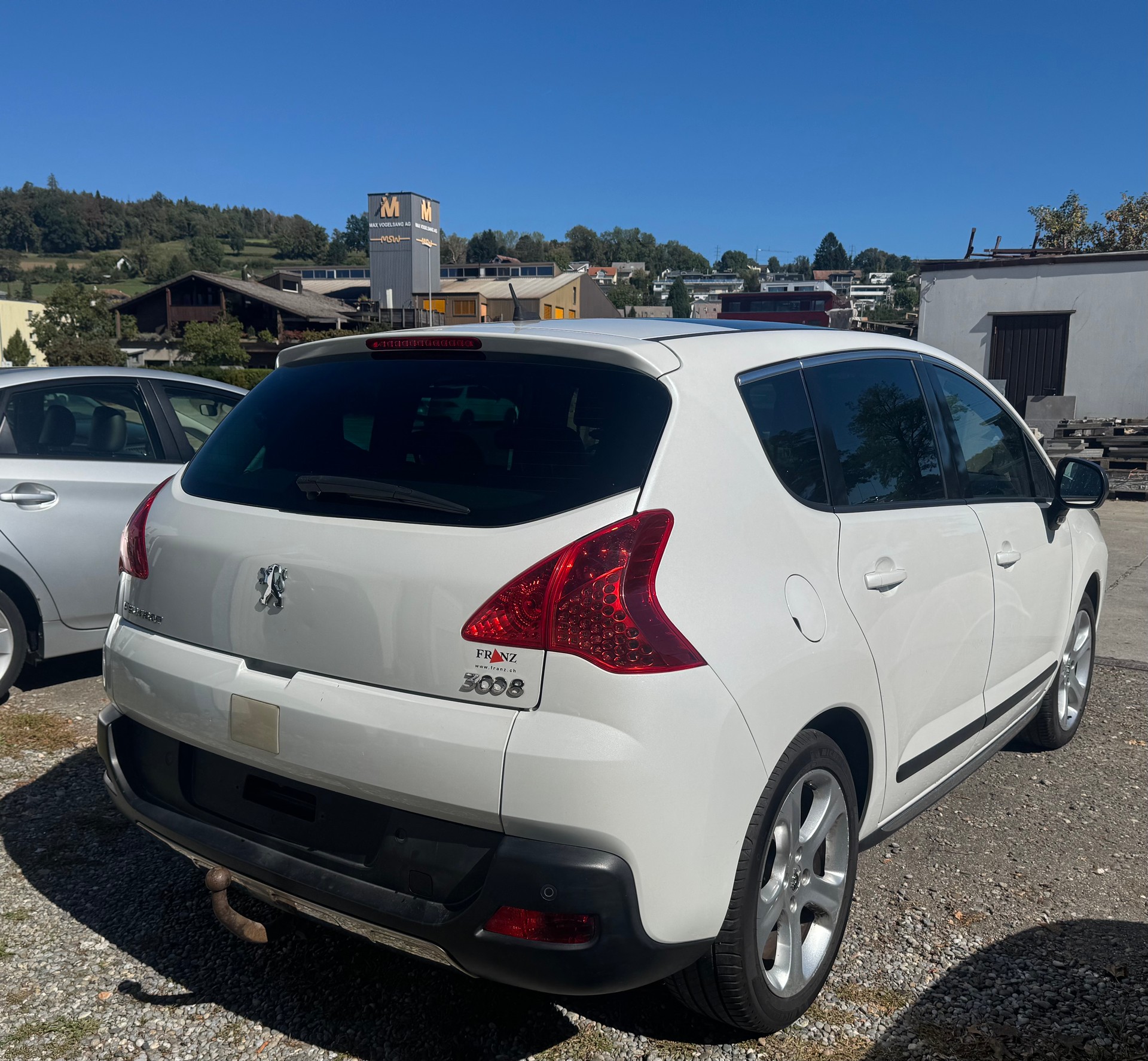 PEUGEOT 3008 2.0 HDI Platinum Tiptronic-image-5