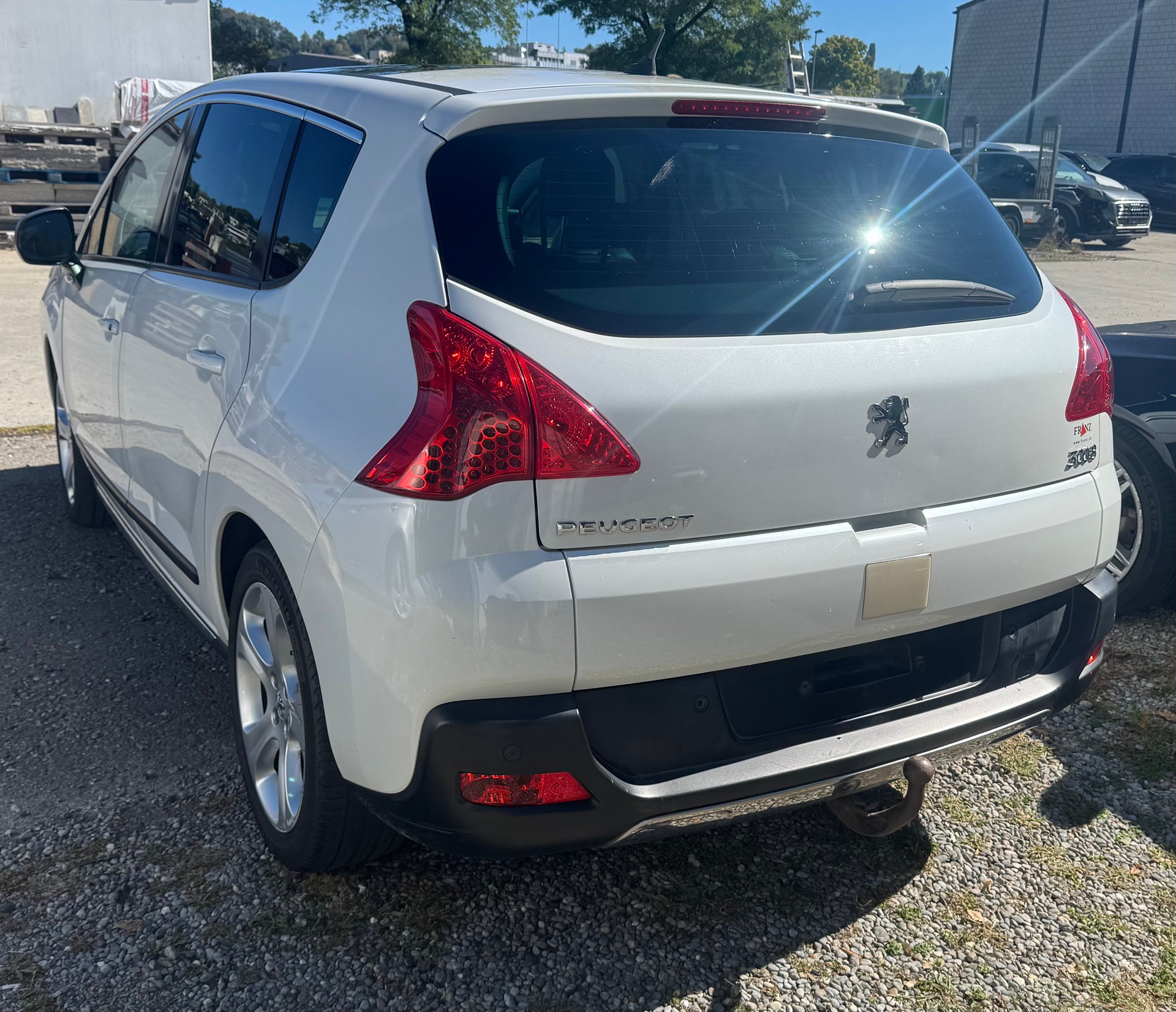 PEUGEOT 3008 2.0 HDI Platinum Tiptronic-image-6
