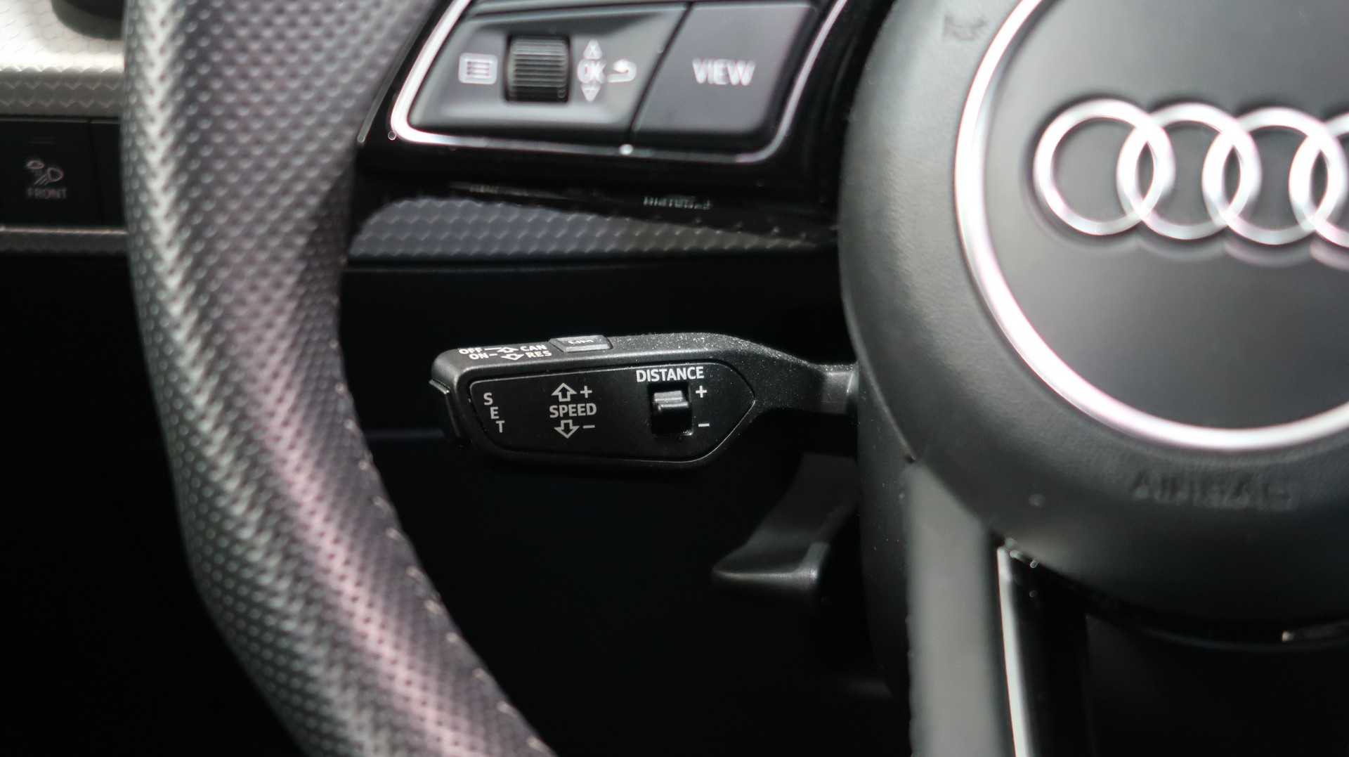 AUDI A1 Sportback 35 TFSI Intérieur S Line / 150CV / CH / GARANTIE / KEYLESS-image-27