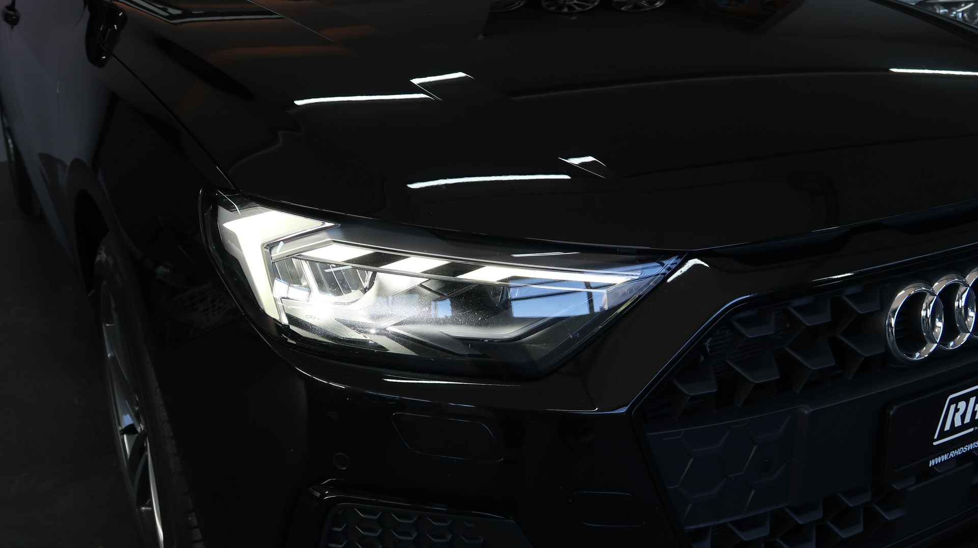AUDI A1 Sportback 35 TFSI Intérieur S Line / 150CV / CH / GARANTIE / KEYLESS-image-17