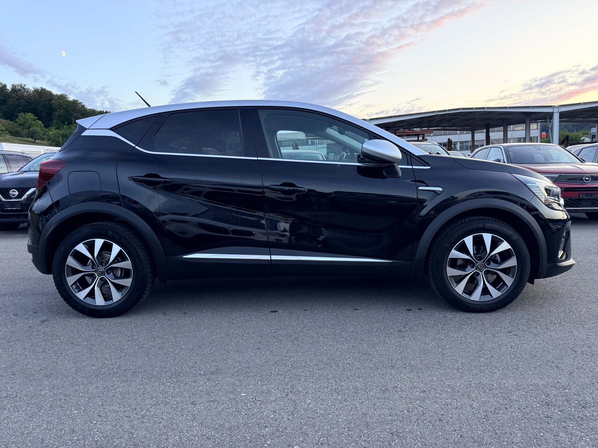 RENAULT Captur 1.3 TCe EDC Intens EDC-image-5