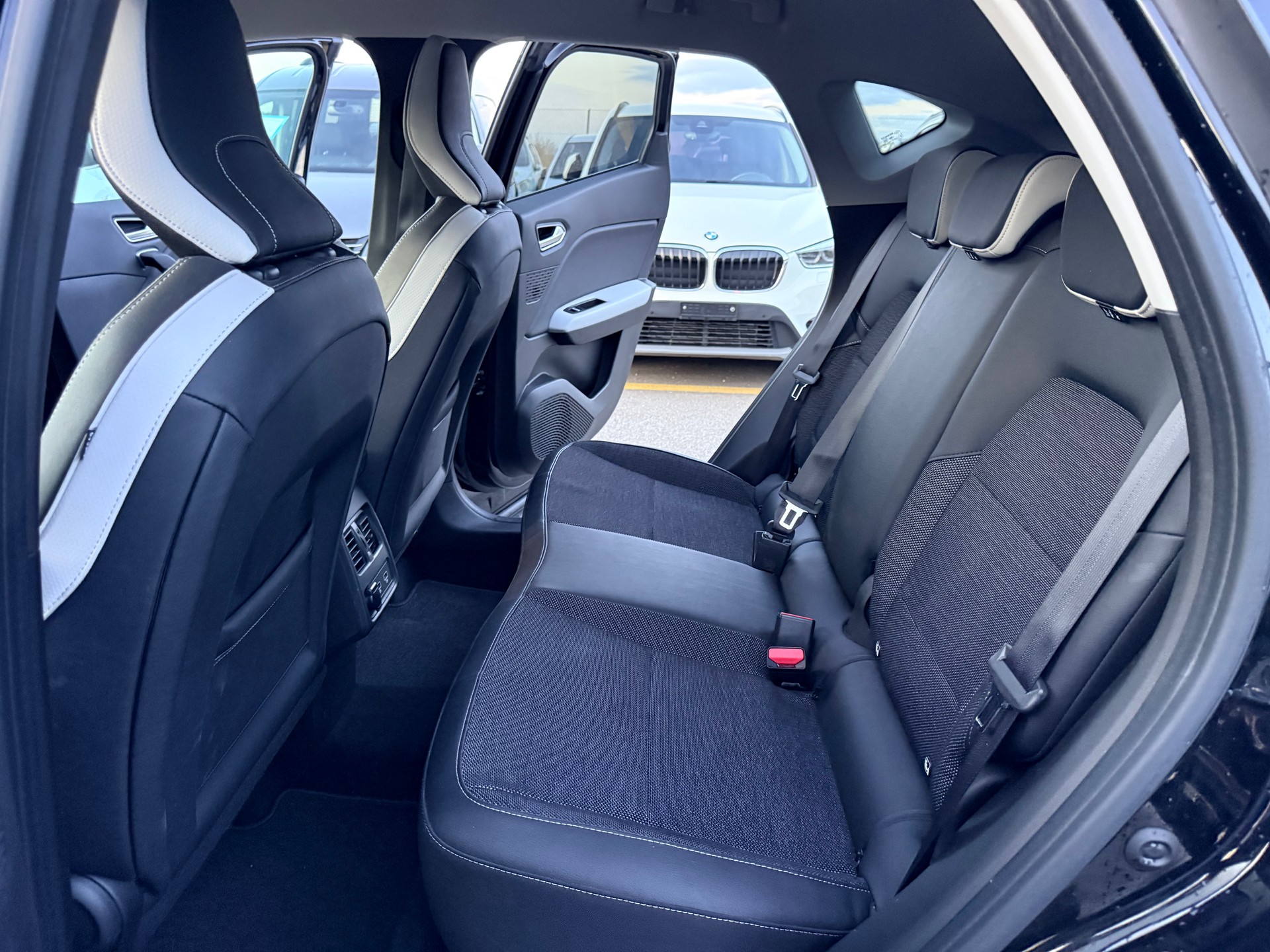 RENAULT Captur 1.3 TCe EDC Intens EDC-image-10